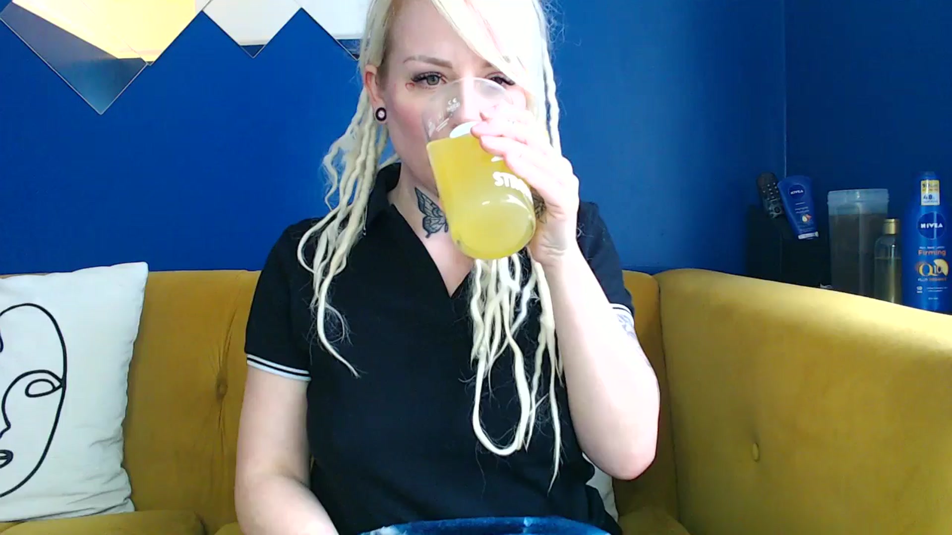 Gallery image thumbnail from pixieDread's myfreecams stream on, 03/04/2025, 12:03 image 2 of 20
