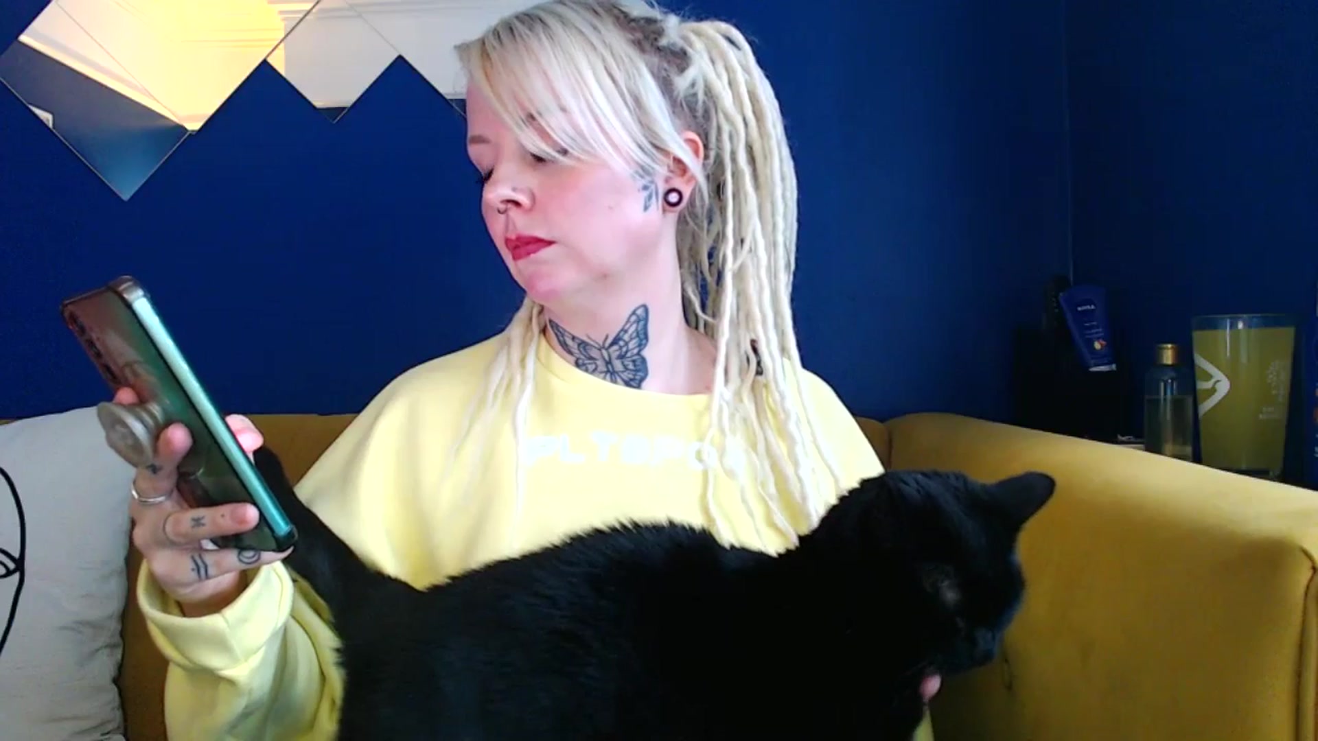 Gallery image thumbnail from pixieDread's myfreecams stream on, 03/05/2025, 12:12 image 16 of 20