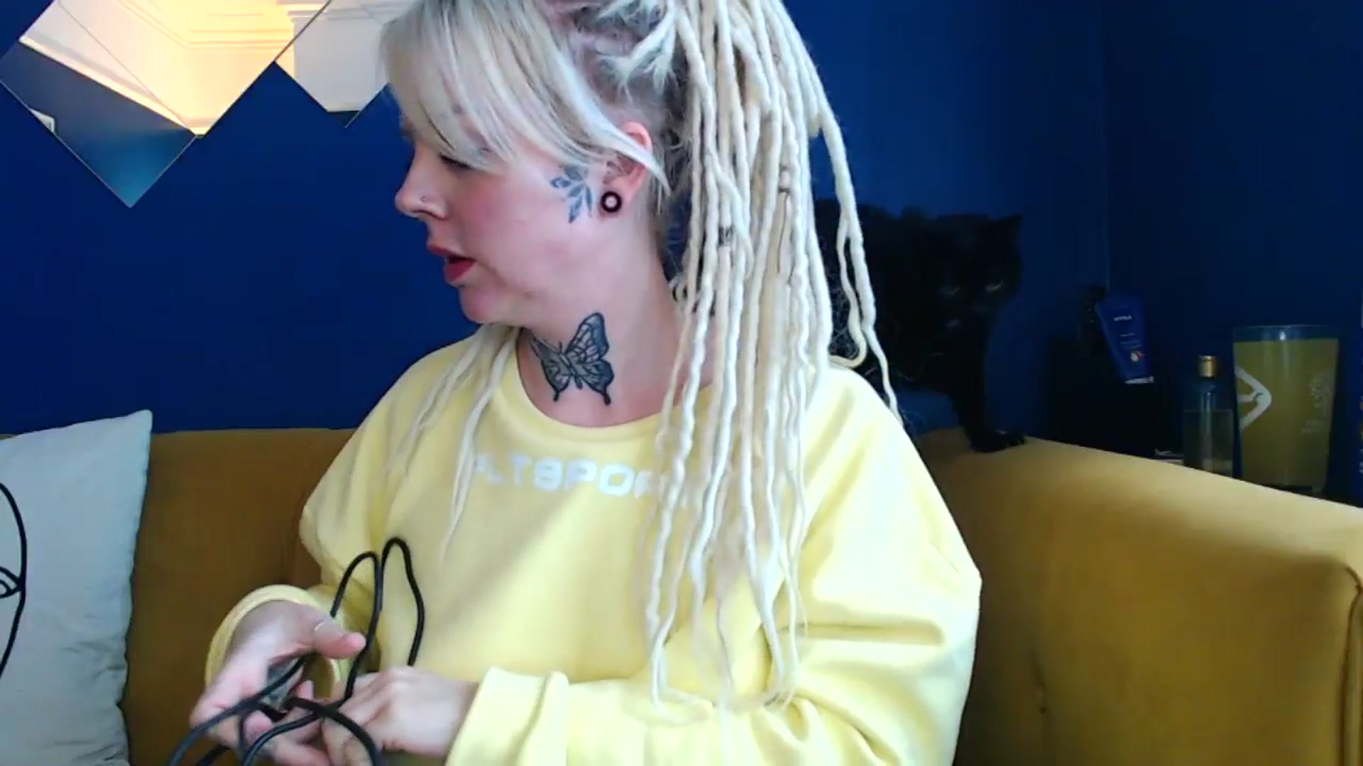 Gallery image thumbnail from pixieDread's myfreecams stream on, 03/05/2025, 12:12 image 5 of 20