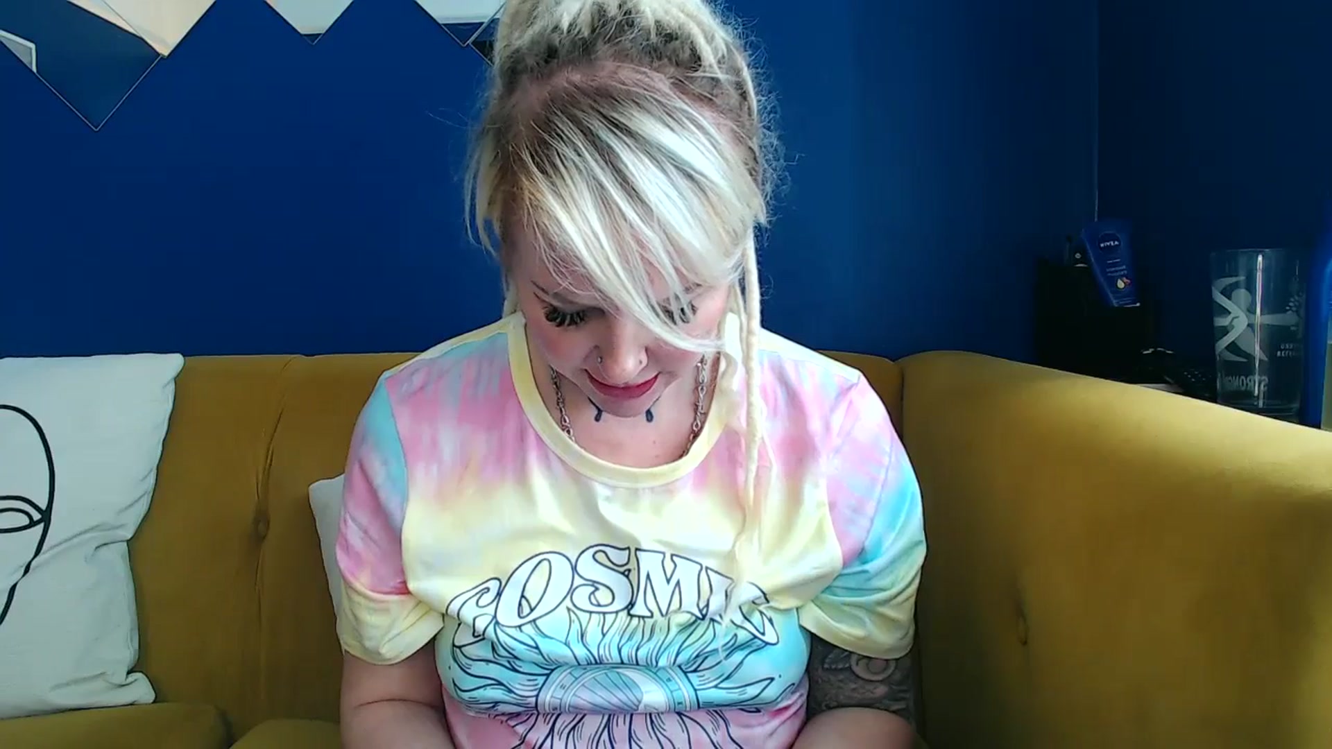 Gallery image thumbnail from pixieDread's myfreecams stream on, 03/07/2025, 13:38 image 19 of 20