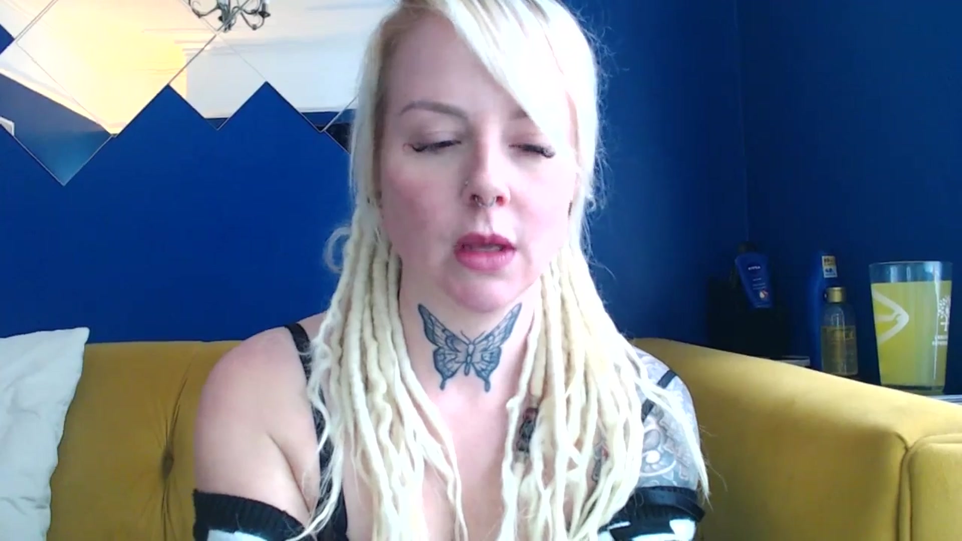 Gallery image thumbnail from pixieDread's myfreecams stream on, 03/10/2025, 12:29 image 19 of 20