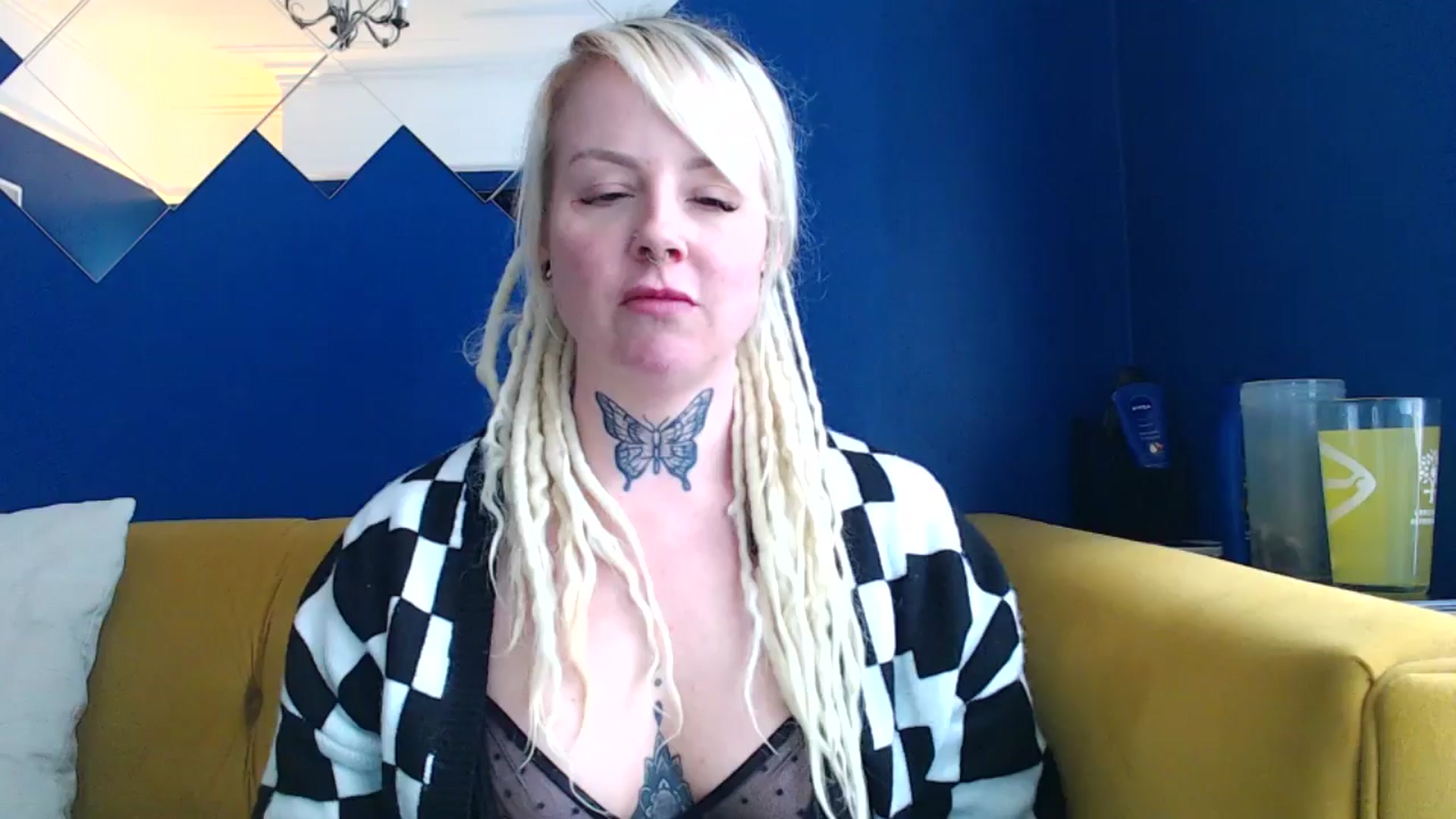 Gallery image thumbnail from pixieDread's myfreecams stream on, 03/10/2025, 14:32 image 1 of 20