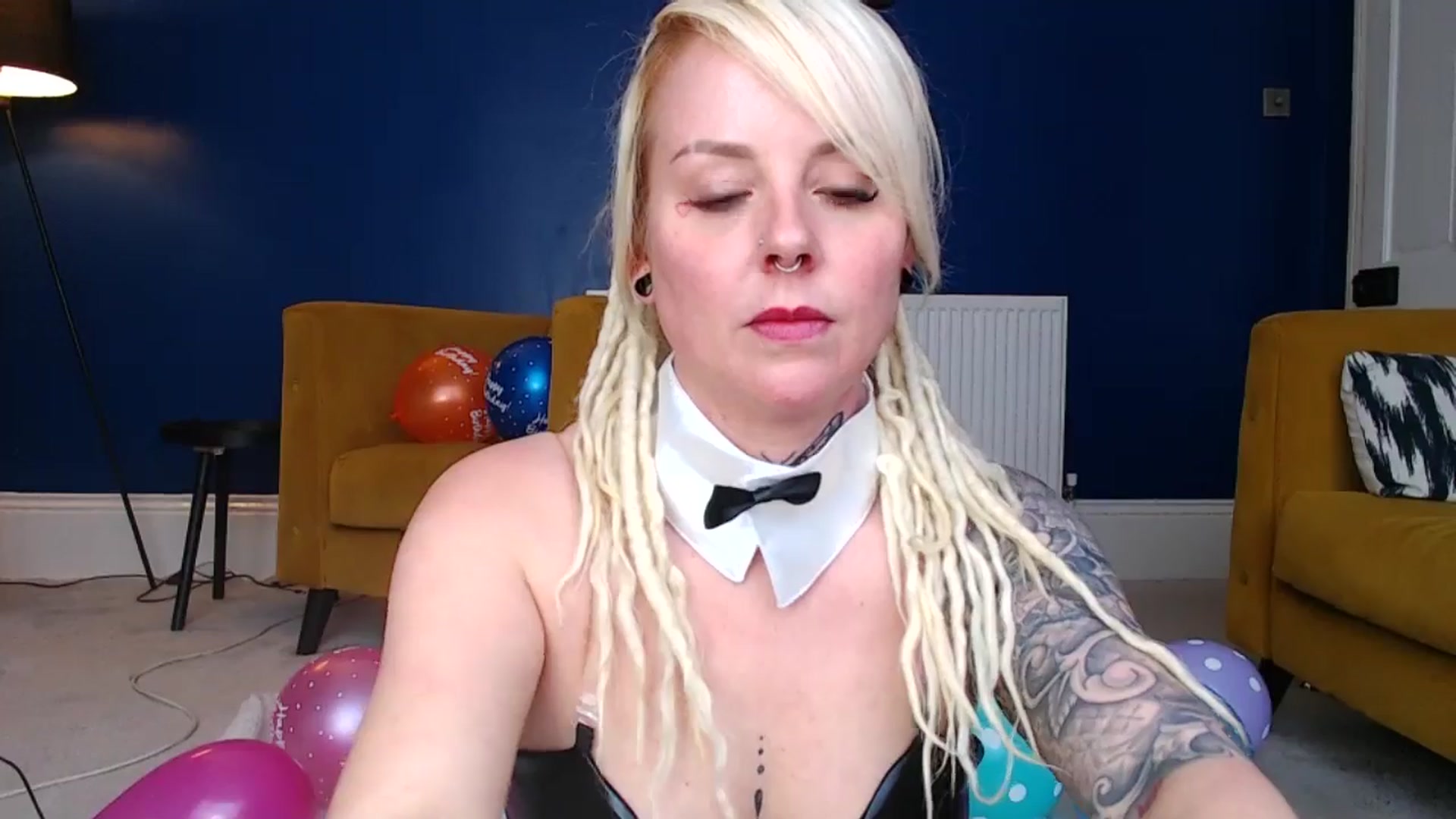 Gallery image thumbnail from pixieDread's myfreecams stream on, 03/12/2025, 12:03 image 17 of 20