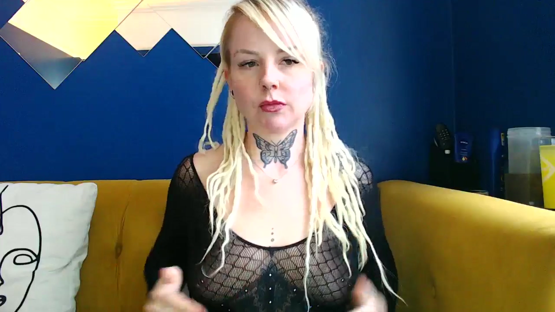 Gallery image thumbnail from pixieDread's myfreecams stream on, 03/18/2025, 12:00 image 17 of 20