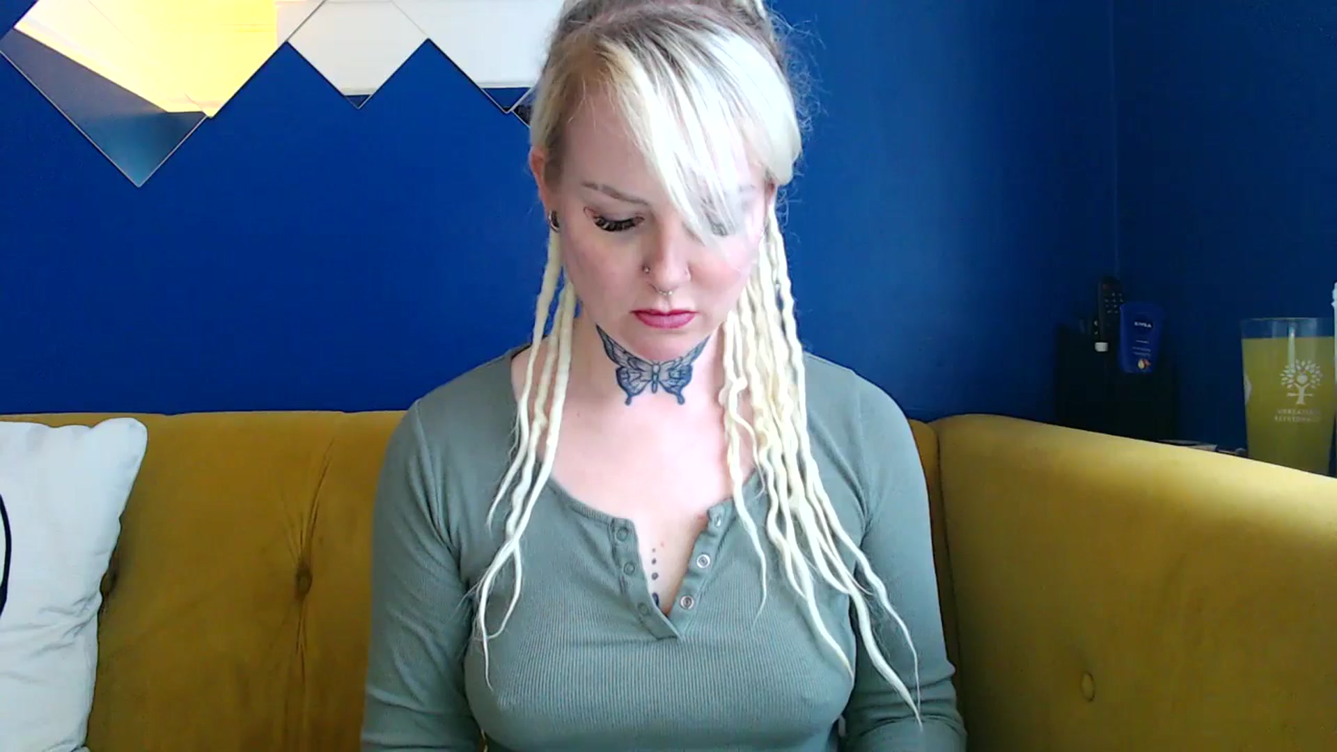 Gallery image thumbnail from pixieDread's myfreecams stream on, 03/19/2025, 12:11 image 20 of 20