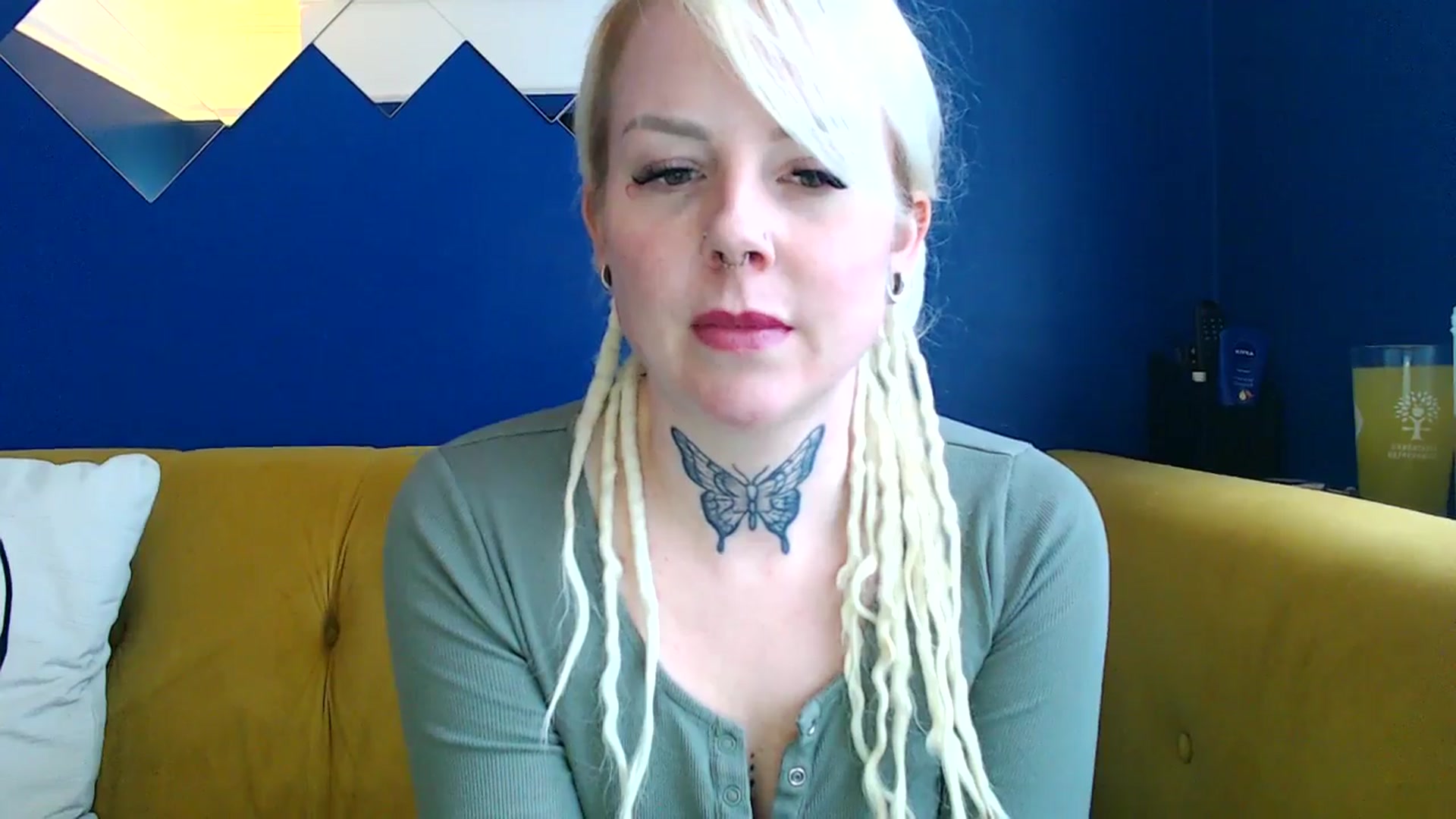 Gallery image thumbnail from pixieDread's myfreecams stream on, 03/19/2025, 12:11 image 17 of 20