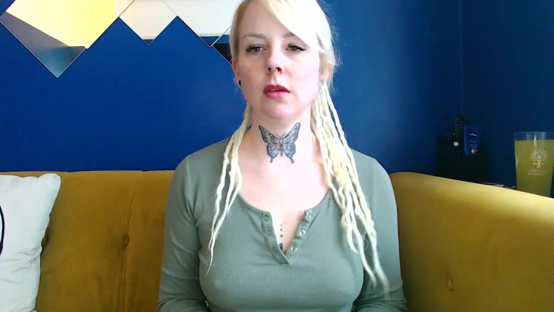 Gallery image thumbnail from pixieDread's myfreecams stream on, 03/19/2025, 12:11 image 10 of 20