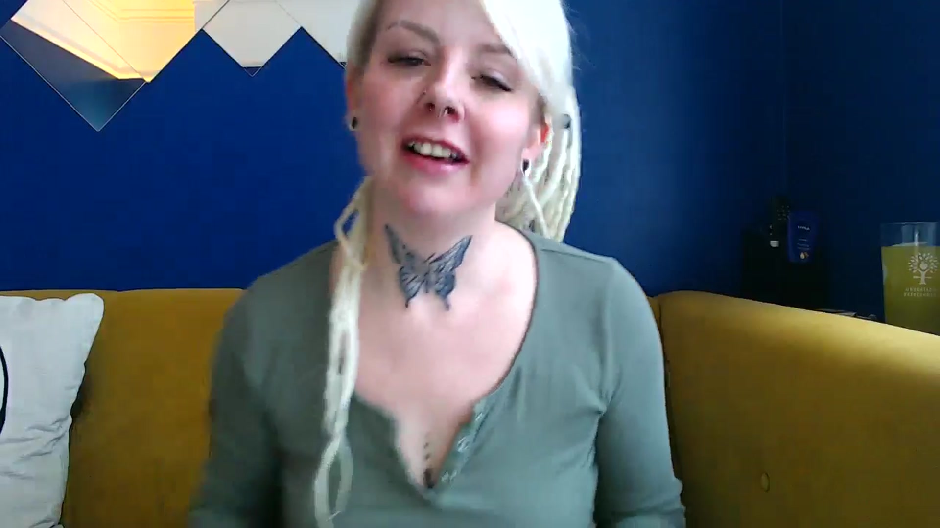 Gallery image thumbnail from pixieDread's myfreecams stream on, 03/19/2025, 12:40 image 13 of 20