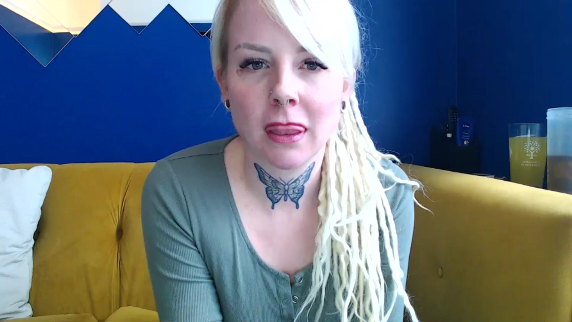 Gallery image thumbnail from pixieDread's myfreecams stream on, 03/19/2025, 12:40 image 15 of 20