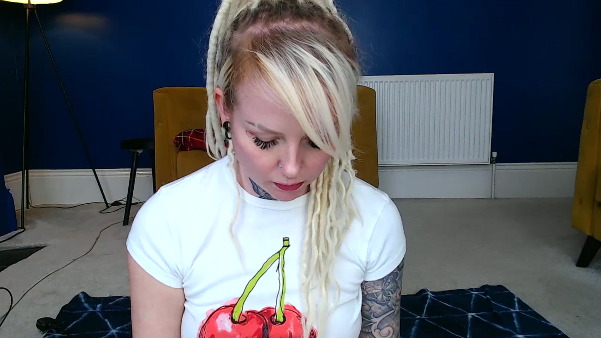 Gallery image thumbnail from pixieDread's myfreecams stream on, 03/27/2025, 12:30 image 19 of 20