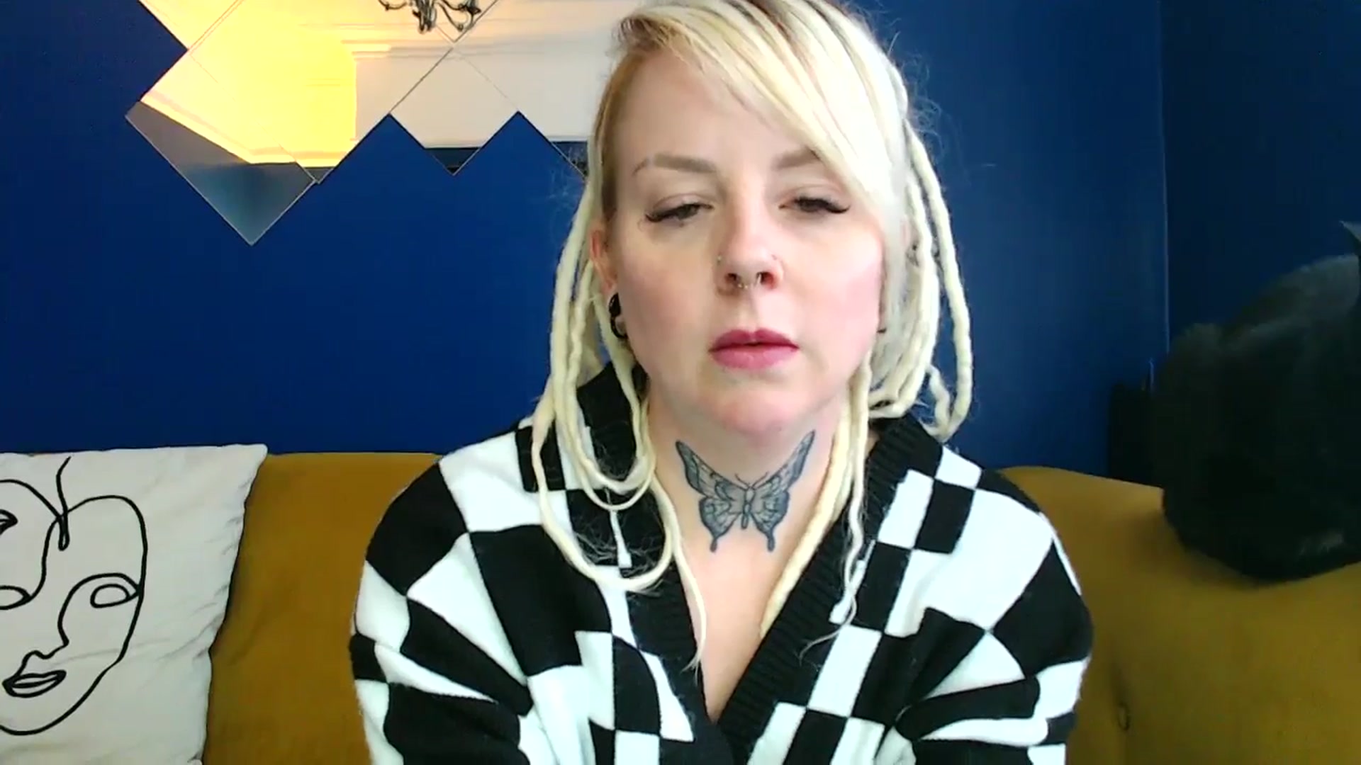 Gallery image thumbnail from pixieDread's myfreecams stream on, 03/31/2025, 10:39 image 16 of 20