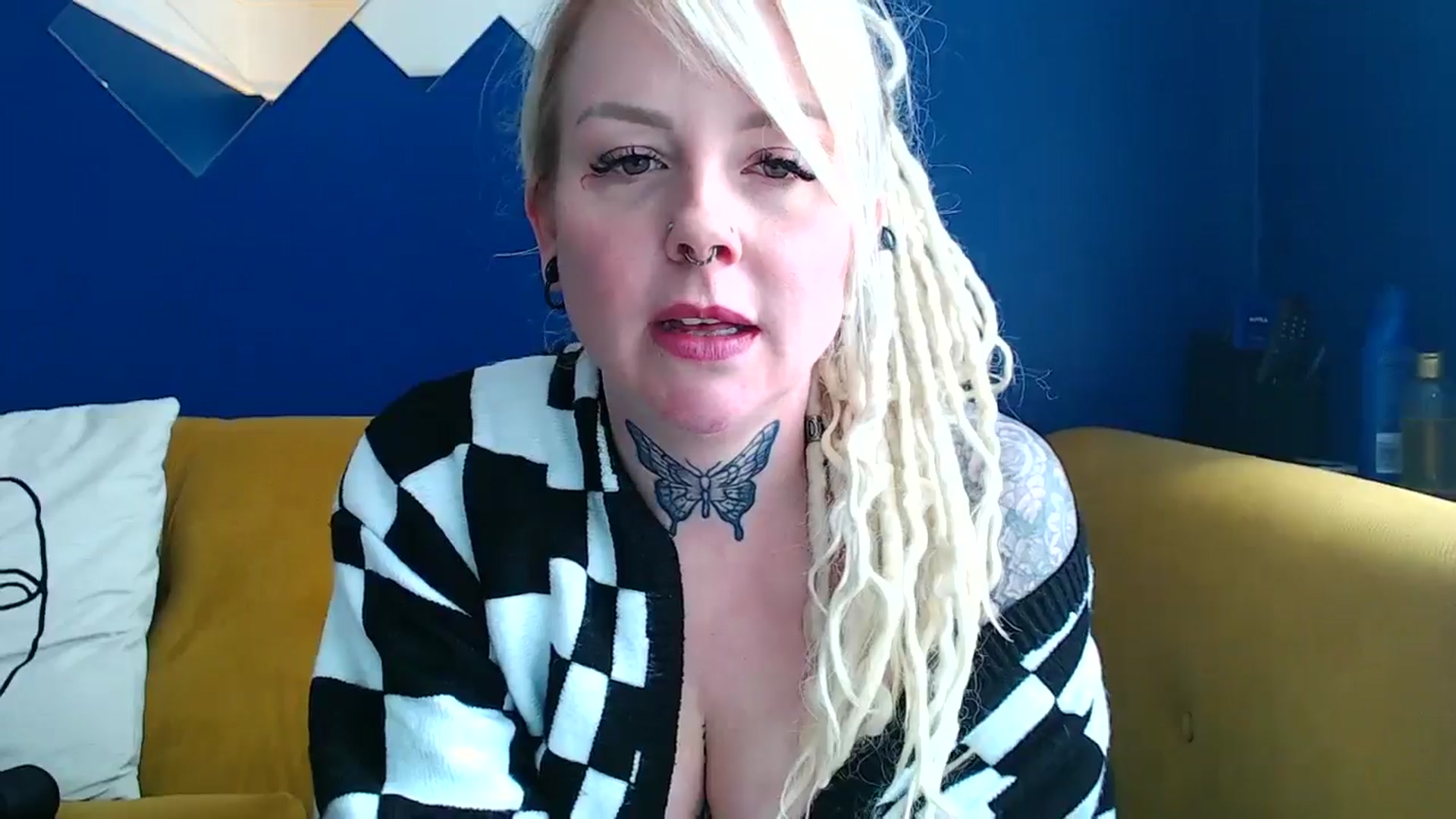 Gallery image thumbnail from pixieDread's myfreecams stream on, 03/31/2025, 13:30 image 9 of 20