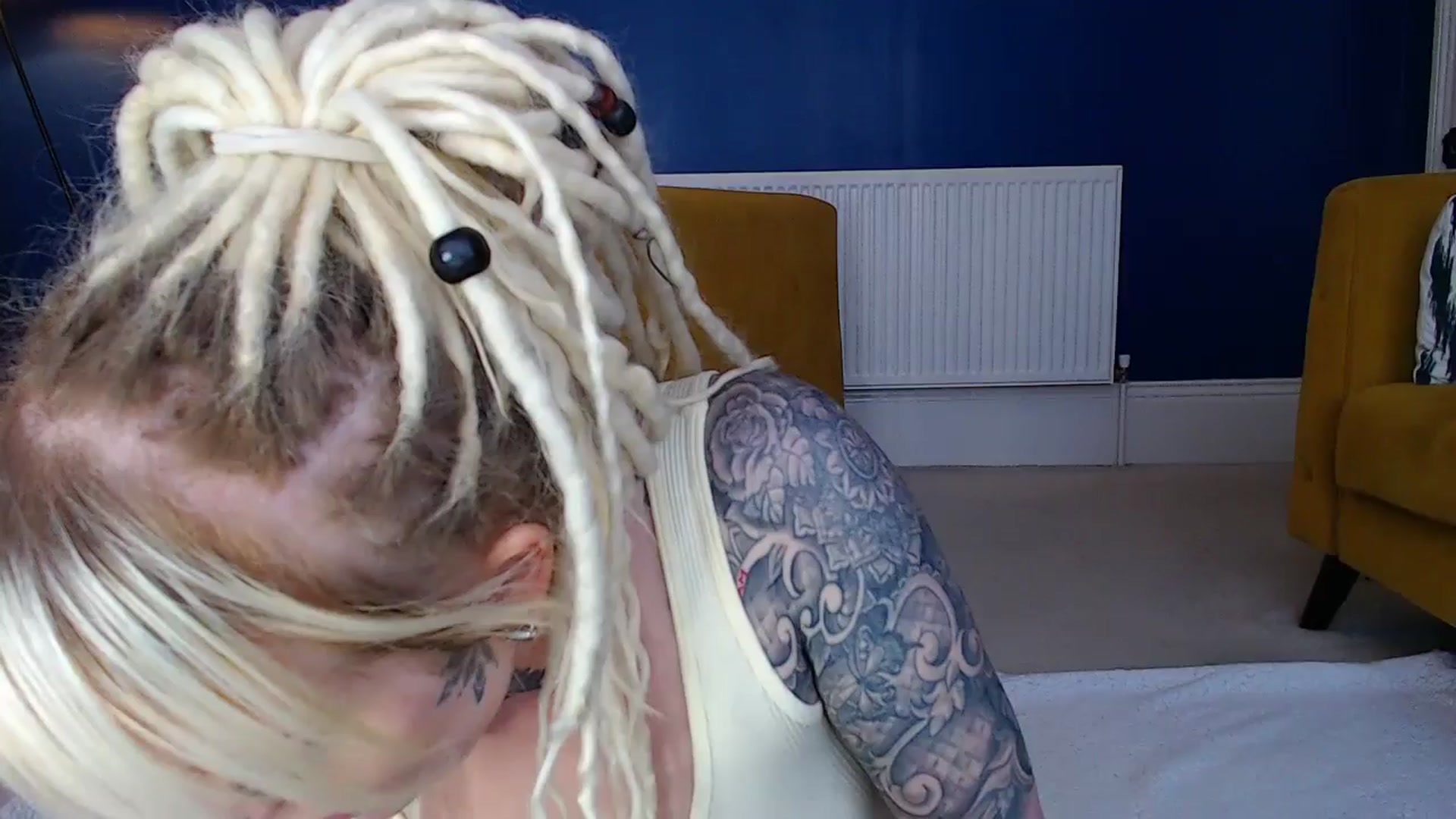 Gallery image thumbnail from pixieDread's myfreecams stream on, 04/02/2025, 11:44 image 1 of 20