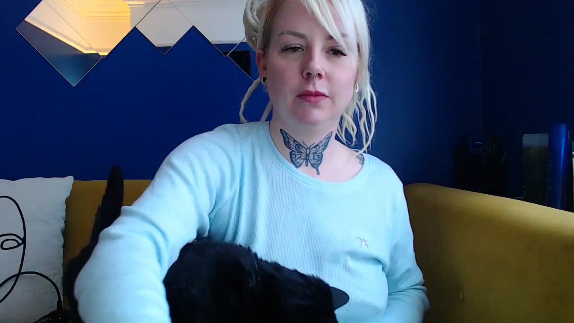 Gallery image thumbnail from pixieDread's myfreecams stream on, 04/03/2025, 12:03 image 9 of 20