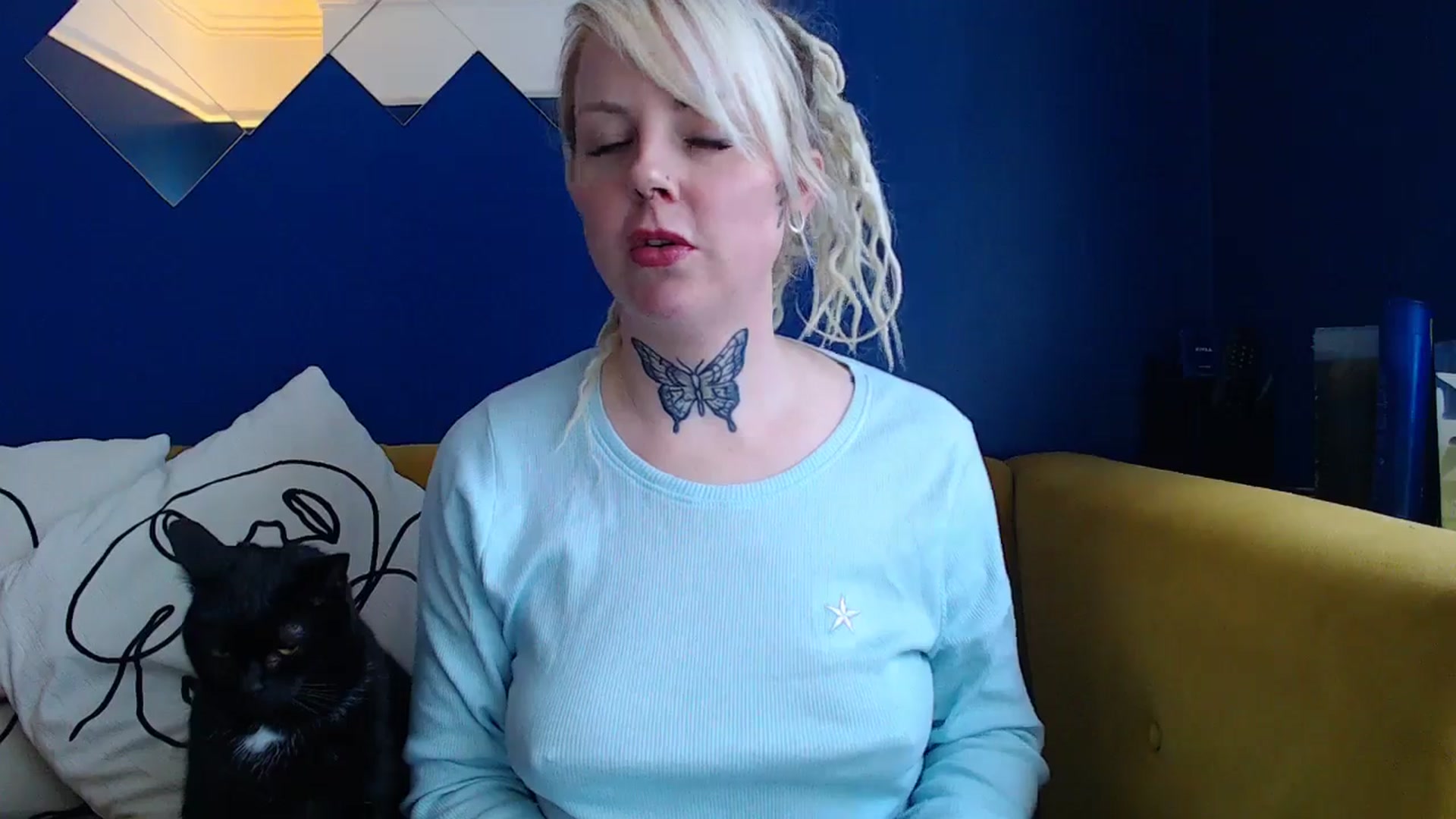 Gallery image thumbnail from pixieDread's myfreecams stream on, 04/03/2025, 12:34 image 9 of 20