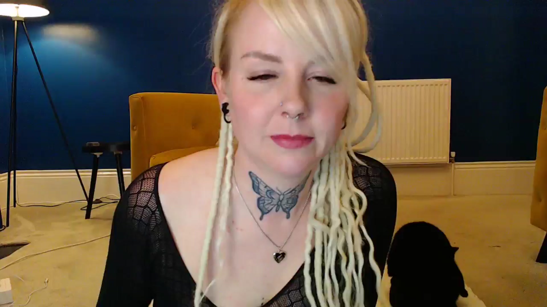 Gallery image thumbnail from pixieDread's myfreecams stream on, 04/09/2025, 22:51 image 6 of 20