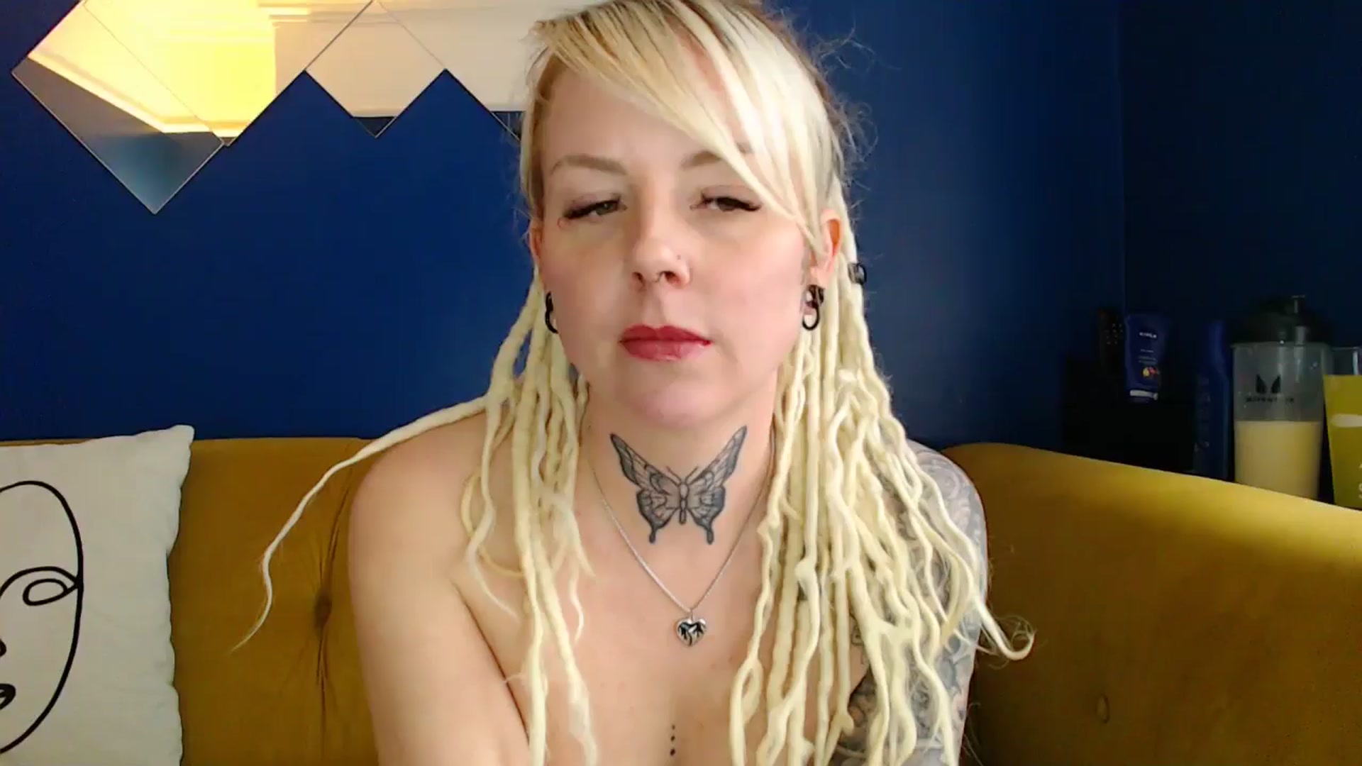 Gallery image thumbnail from pixieDread's myfreecams stream on, 04/15/2025, 12:40 image 1 of 20