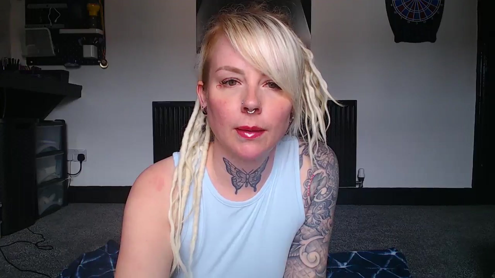 Gallery image thumbnail from pixieDread's myfreecams stream on, 04/28/2025, 11:44 image 15 of 20