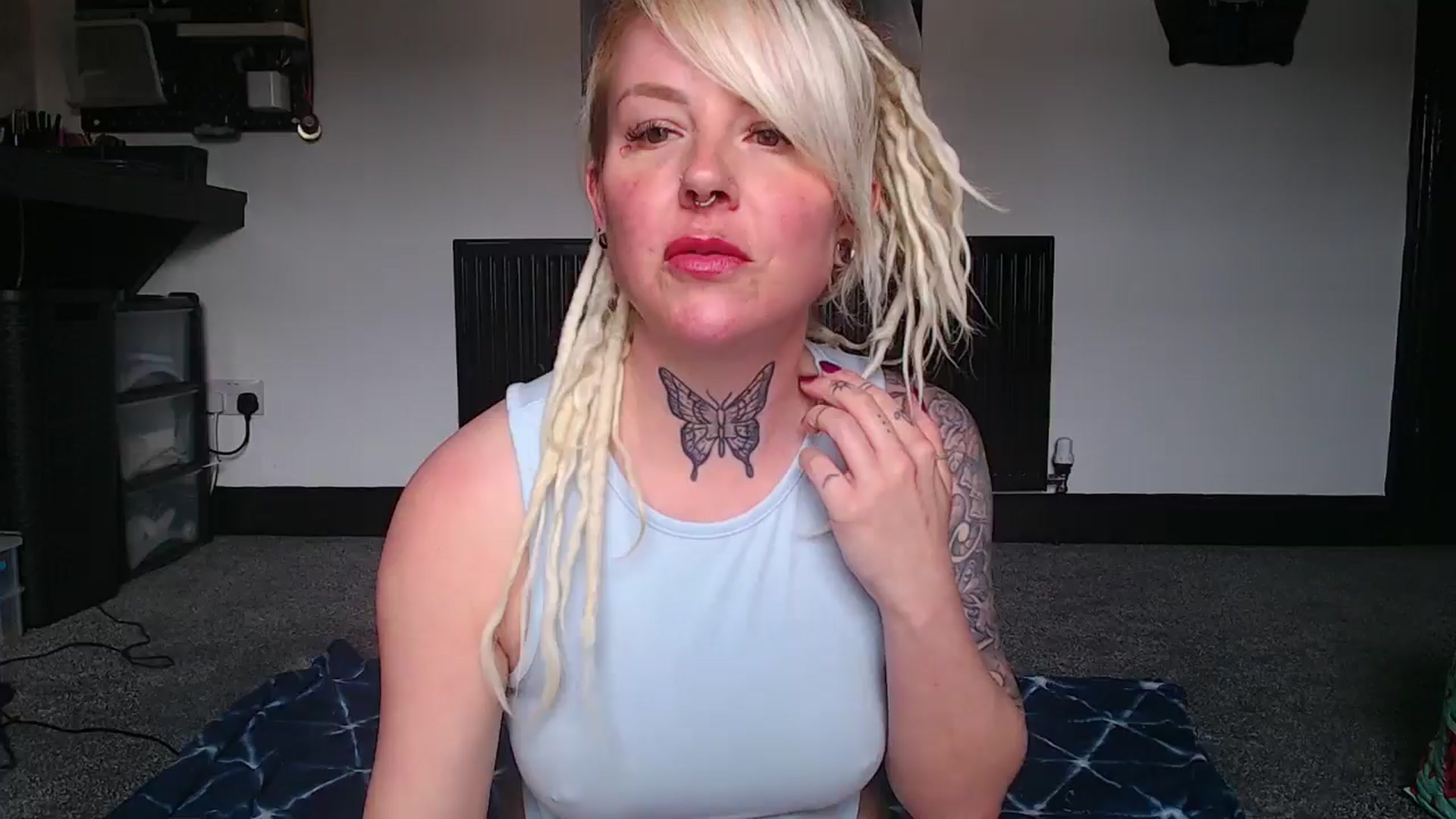 Gallery image thumbnail from pixieDread's myfreecams stream on, 04/28/2025, 12:59 image 11 of 20