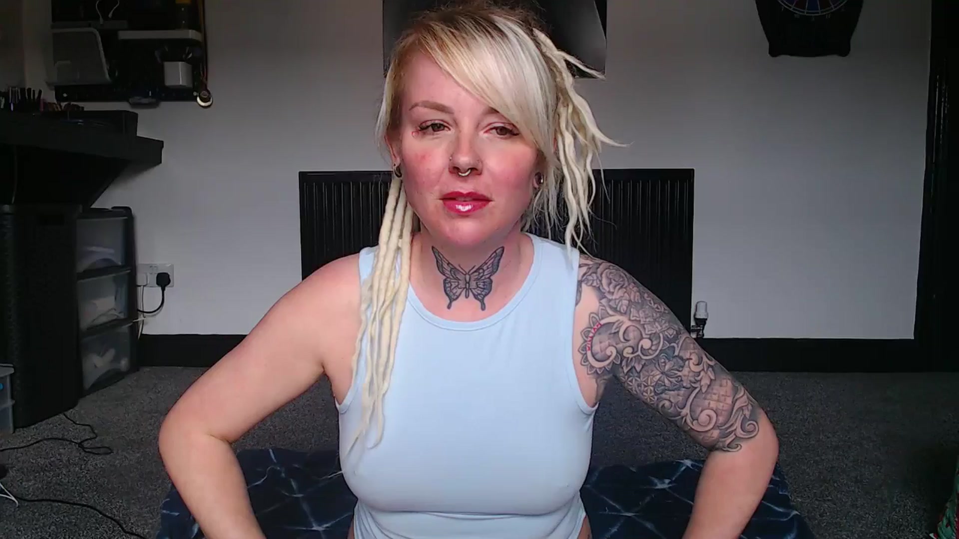 Gallery image thumbnail from pixieDread's myfreecams stream on, 04/28/2025, 13:24 image 4 of 20