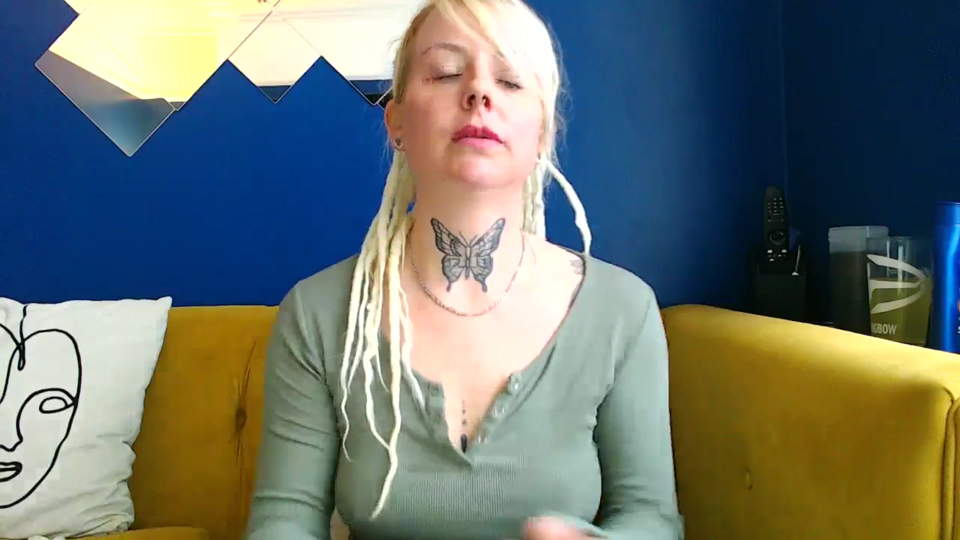 Gallery image thumbnail from pixieDread's myfreecams stream on, 05/09/2025, 11:38 image 16 of 20