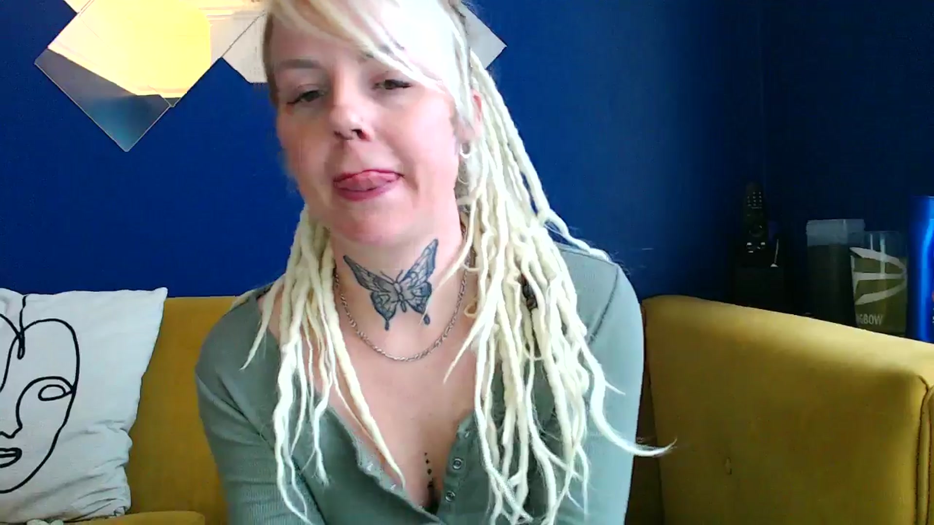 Gallery image thumbnail from pixieDread's myfreecams stream on, 05/09/2025, 11:38 image 9 of 20