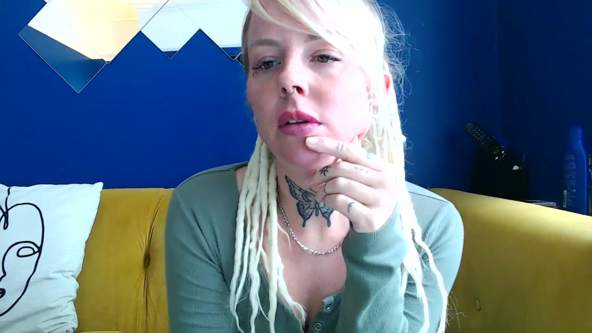 Gallery image thumbnail from pixieDread's myfreecams stream on, 05/09/2025, 12:27 image 19 of 20