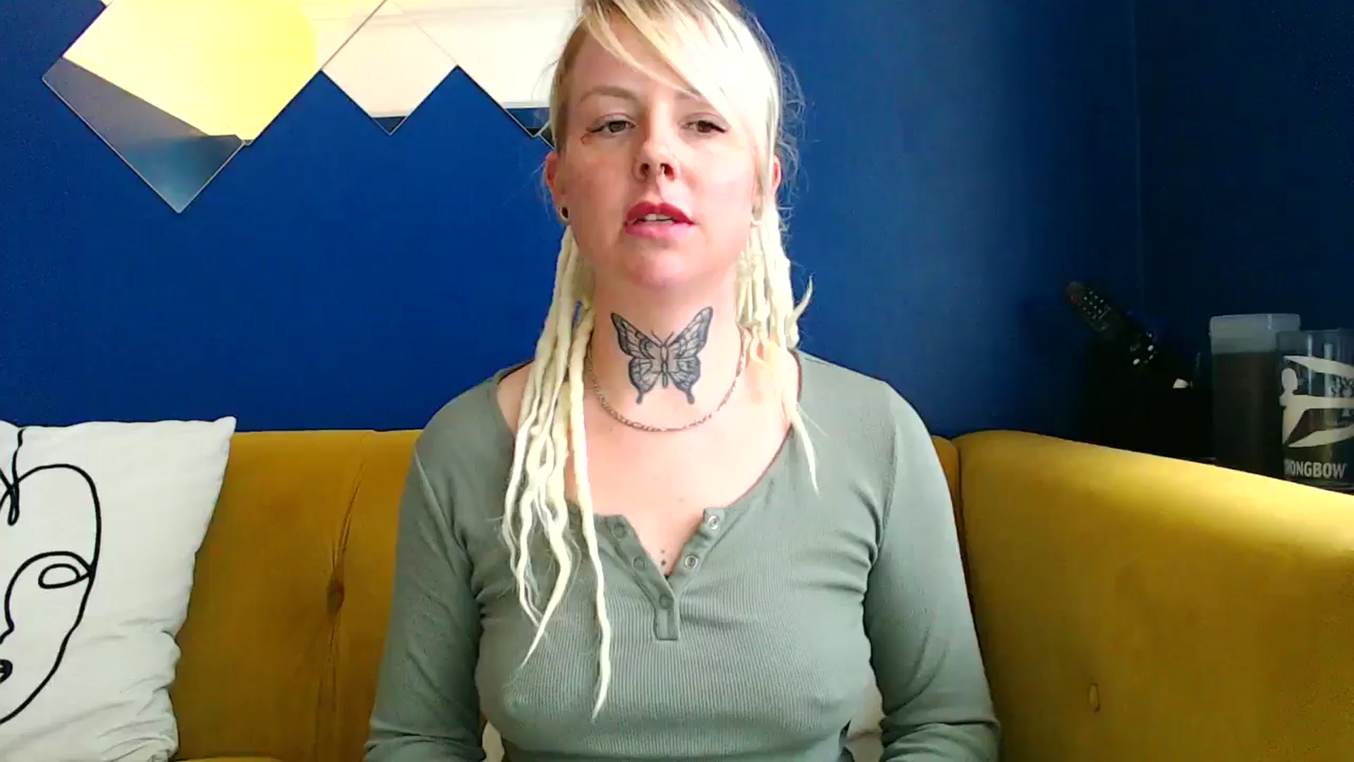 Gallery image thumbnail from pixieDread's myfreecams stream on, 05/09/2025, 12:27 image 11 of 20