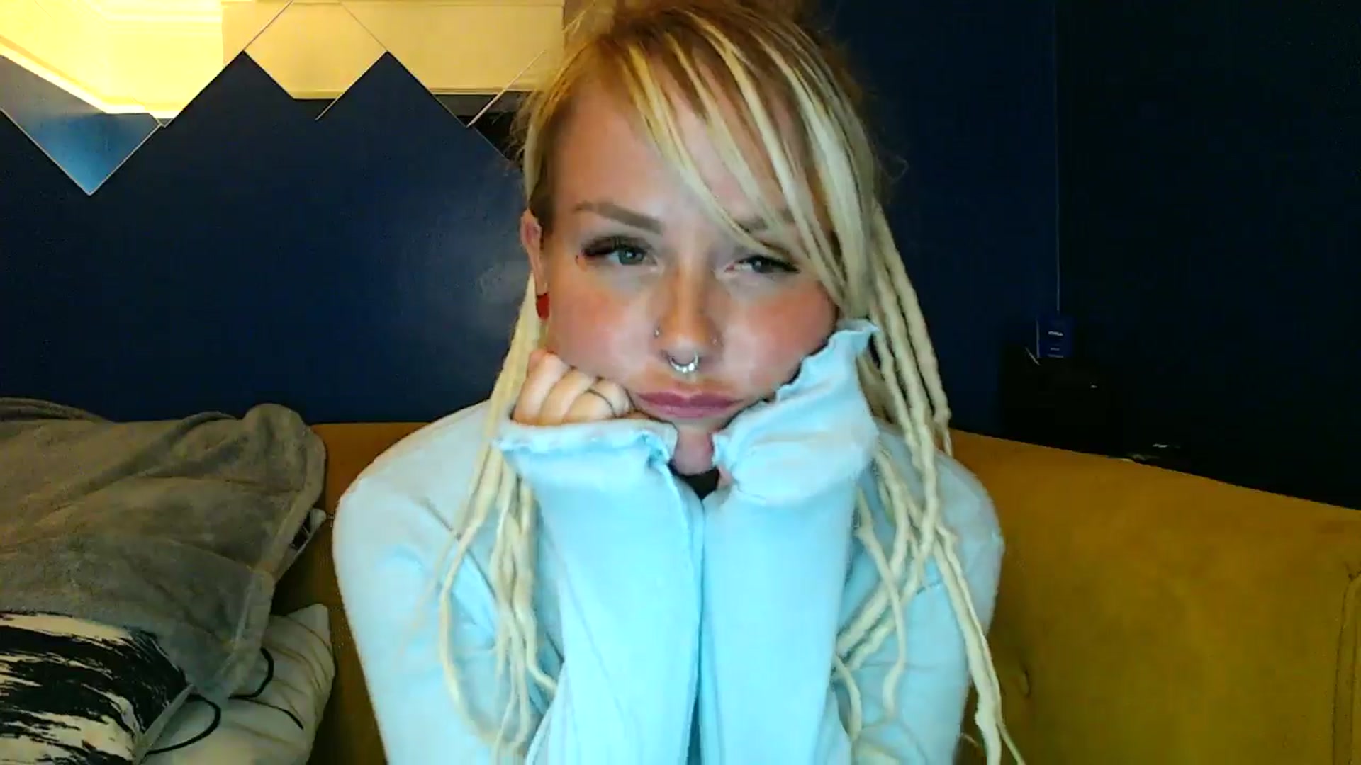 Gallery image thumbnail from pixieDread's myfreecams stream on, 05/15/2025, 22:09 image 15 of 20