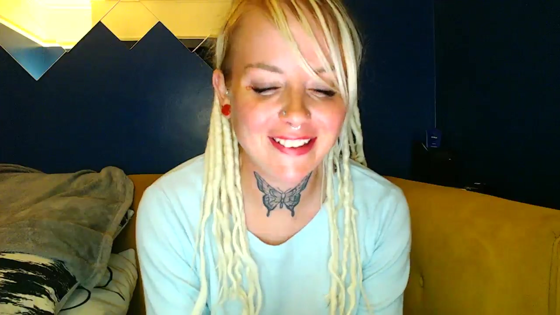 Gallery image thumbnail from pixieDread's myfreecams stream on, 05/15/2025, 22:09 image 16 of 20