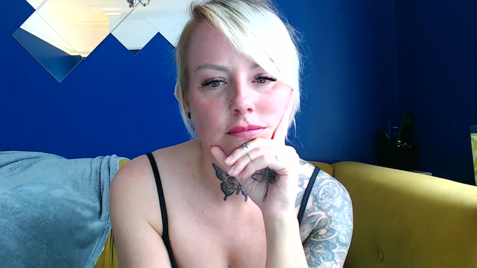 Gallery image thumbnail from pixieDread's myfreecams stream on, 05/16/2025, 11:31 image 8 of 20