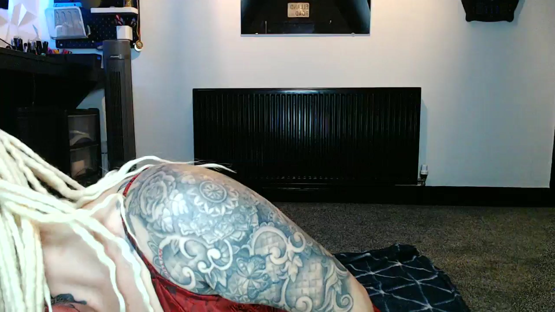 Gallery image thumbnail from pixieDread's myfreecams stream on, 05/16/2025, 22:01 image 4 of 20