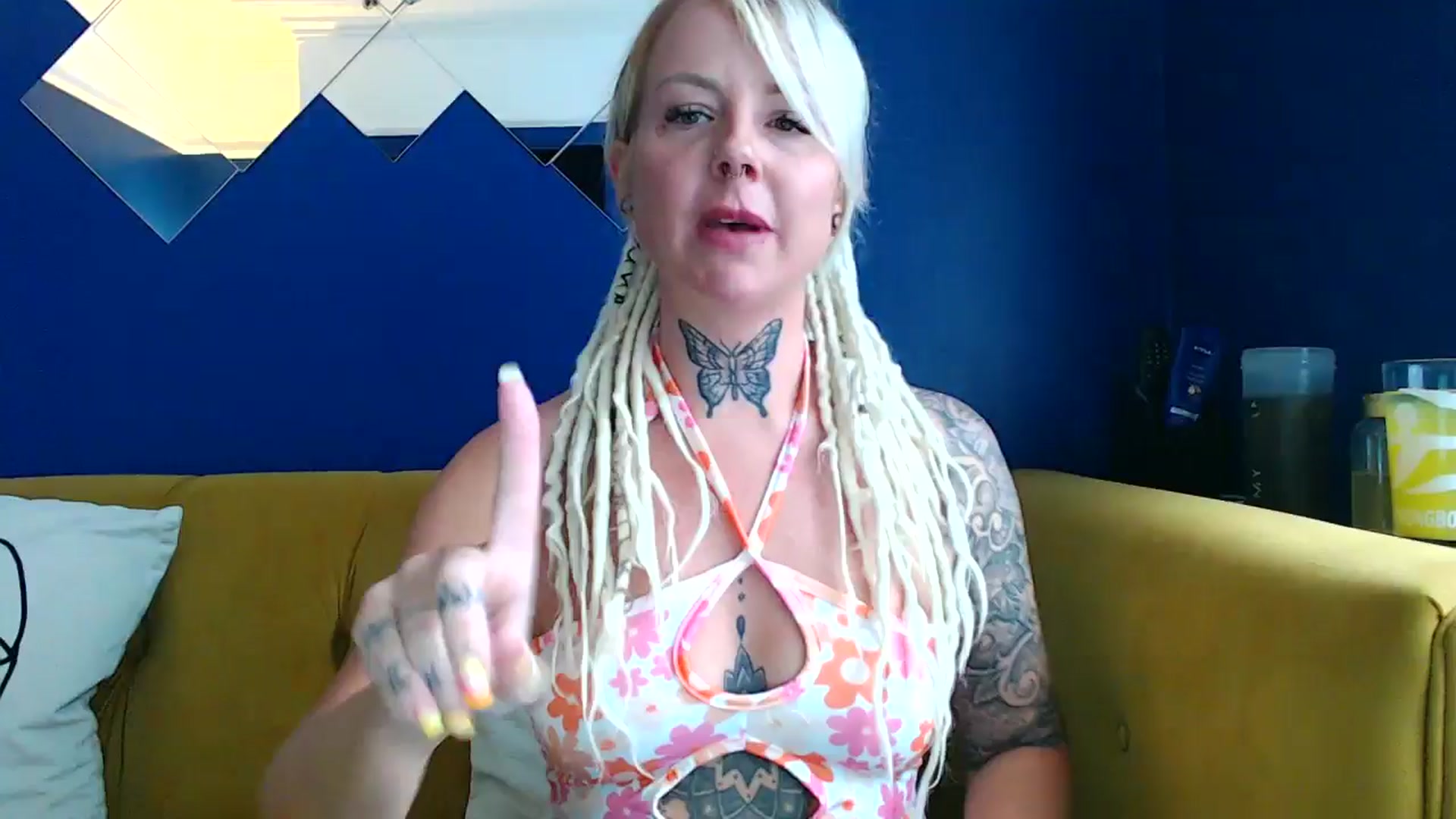 Gallery image thumbnail from pixieDread's myfreecams stream on, 06/03/2025, 10:49 image 1 of 20