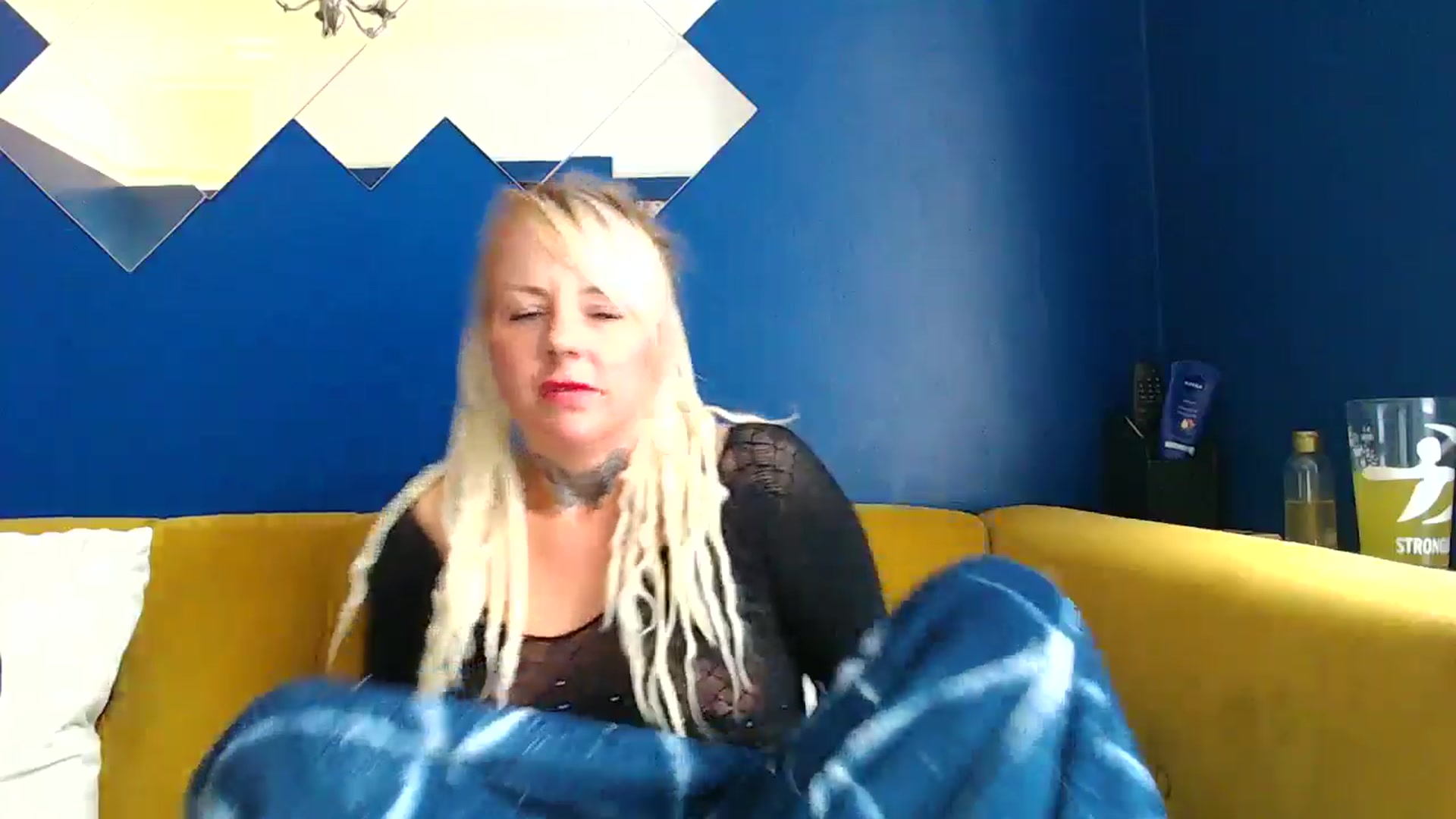 Gallery image thumbnail from pixieDread's myfreecams stream on, 06/04/2025, 11:36 image 14 of 20