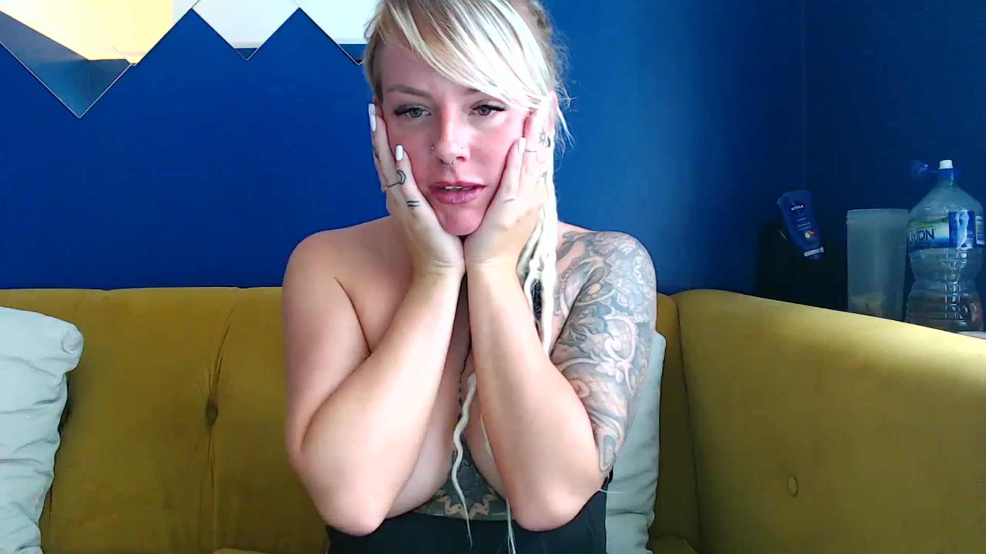 Gallery image thumbnail from pixieDread's myfreecams stream on, 06/16/2025, 12:30 image 3 of 20