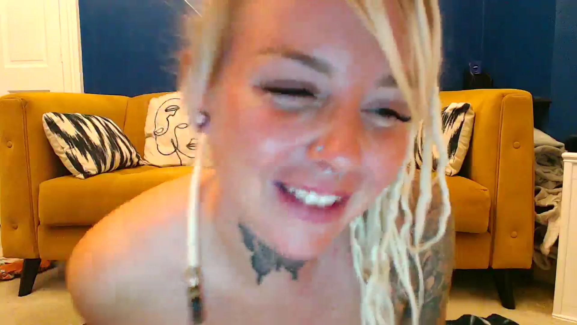 Gallery image thumbnail from pixieDread's myfreecams stream on, 07/01/2025, 24:06 image 4 of 20