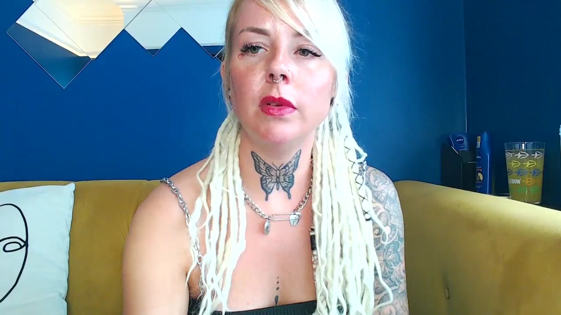Gallery image thumbnail from pixieDread's myfreecams stream on, 07/01/2025, 10:45 image 17 of 20