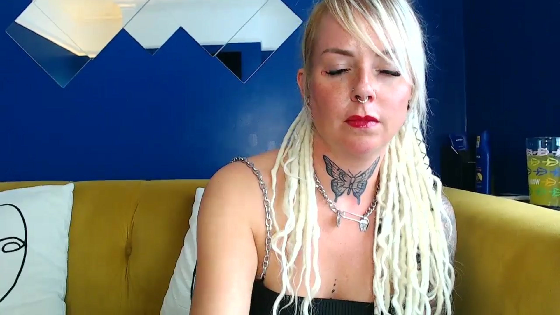 Gallery image thumbnail from pixieDread's myfreecams stream on, 07/01/2025, 11:46 image 14 of 20
