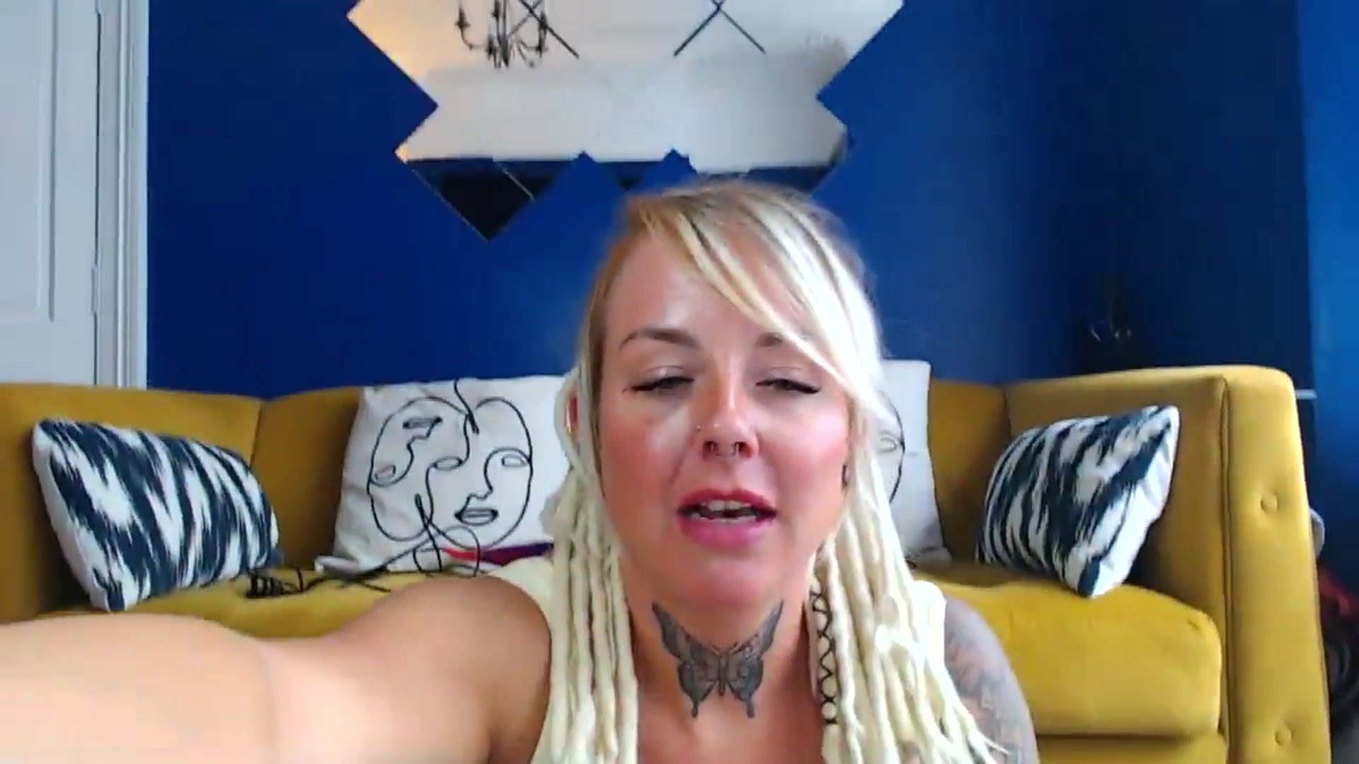 Gallery image thumbnail from pixieDread's myfreecams stream on, 07/02/2025, 11:28 image 15 of 20