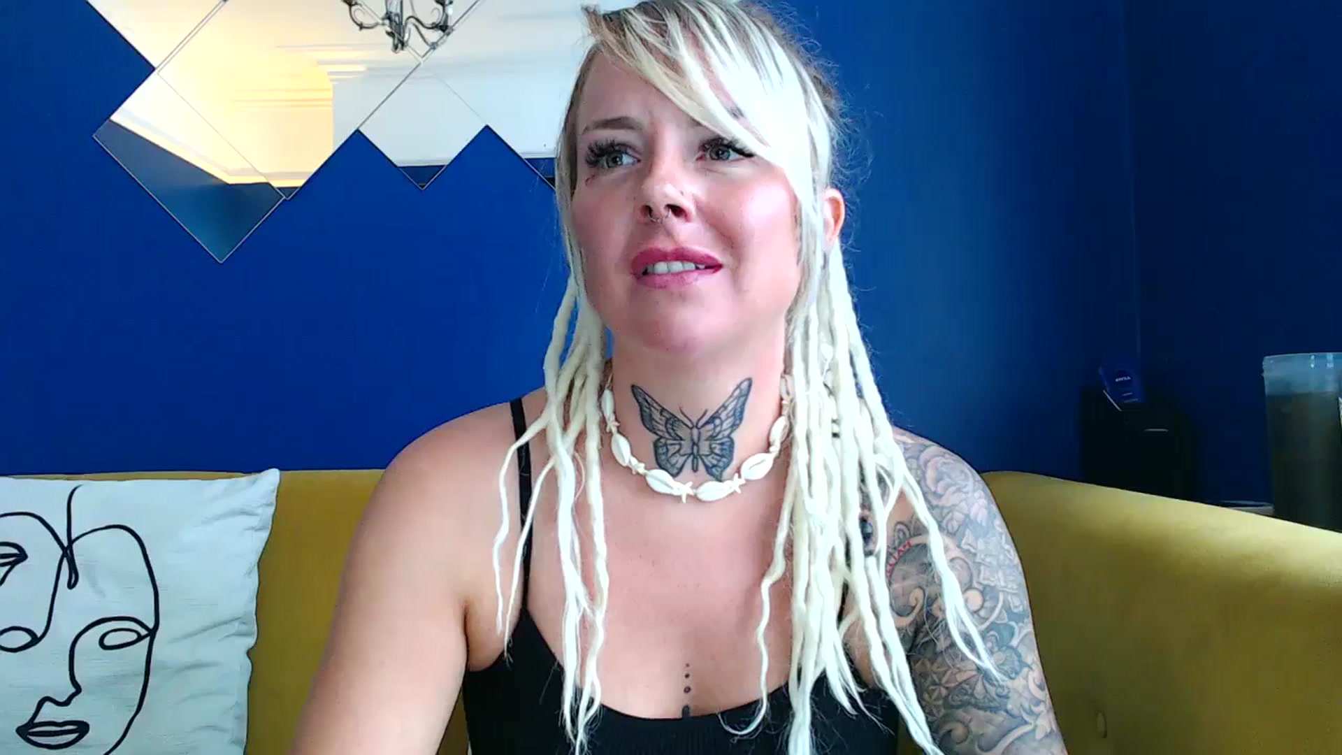 Gallery image thumbnail from pixieDread's myfreecams stream on, 07/03/2025, 10:44 image 16 of 20