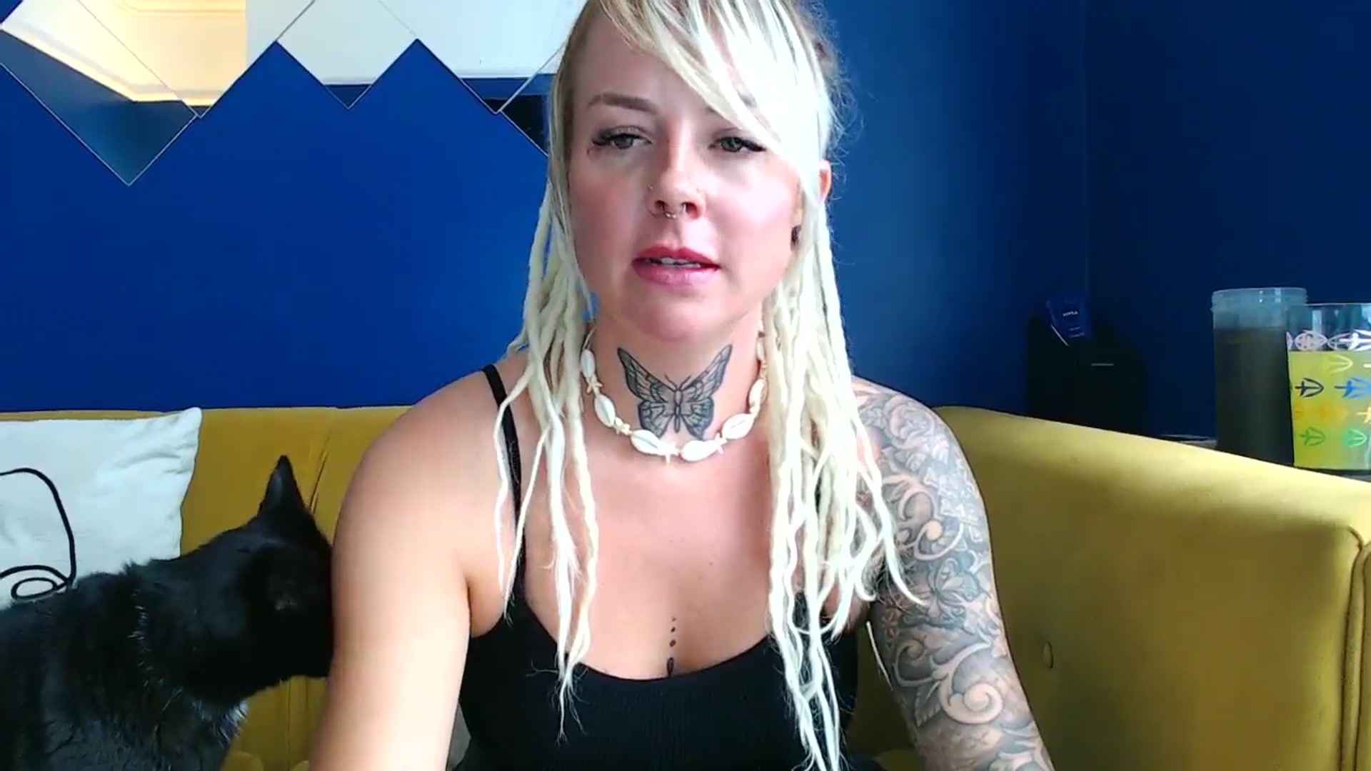 Gallery image thumbnail from pixieDread's myfreecams stream on, 07/03/2025, 10:44 image 4 of 20