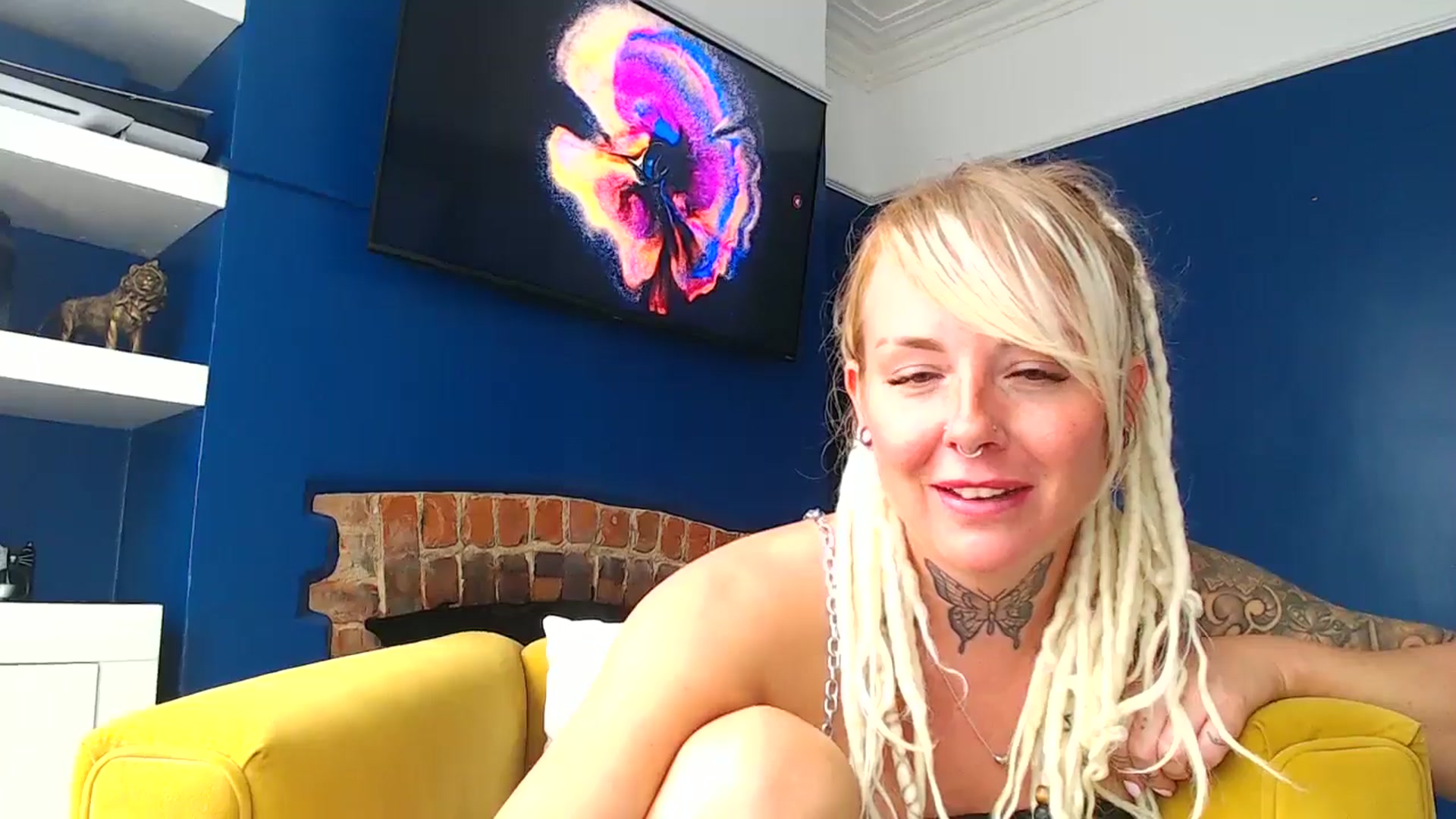 Gallery image thumbnail from pixieDread's myfreecams stream on, 07/09/2025, 11:11 image 8 of 20