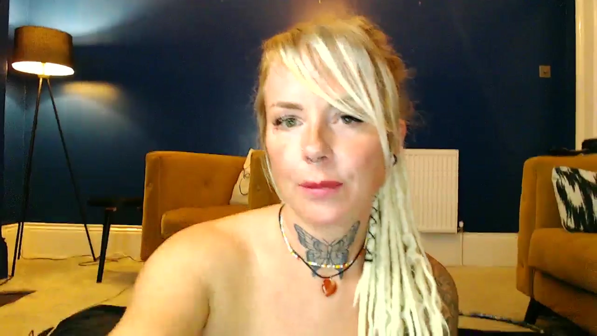 Gallery image thumbnail from pixieDread's myfreecams stream on, 07/25/2025, 20:05 image 18 of 20