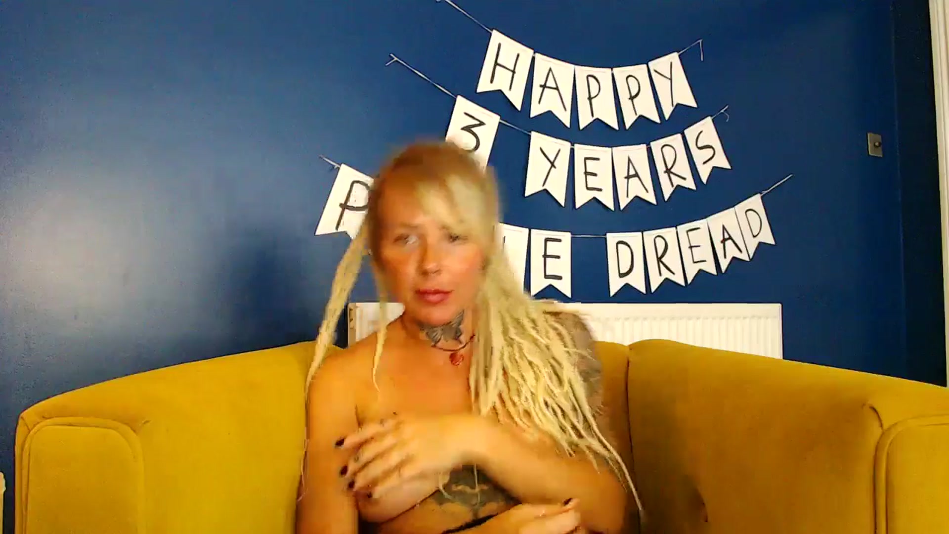 Gallery image thumbnail from pixieDread's myfreecams stream on, 08/09/2025, 15:15 image 18 of 20