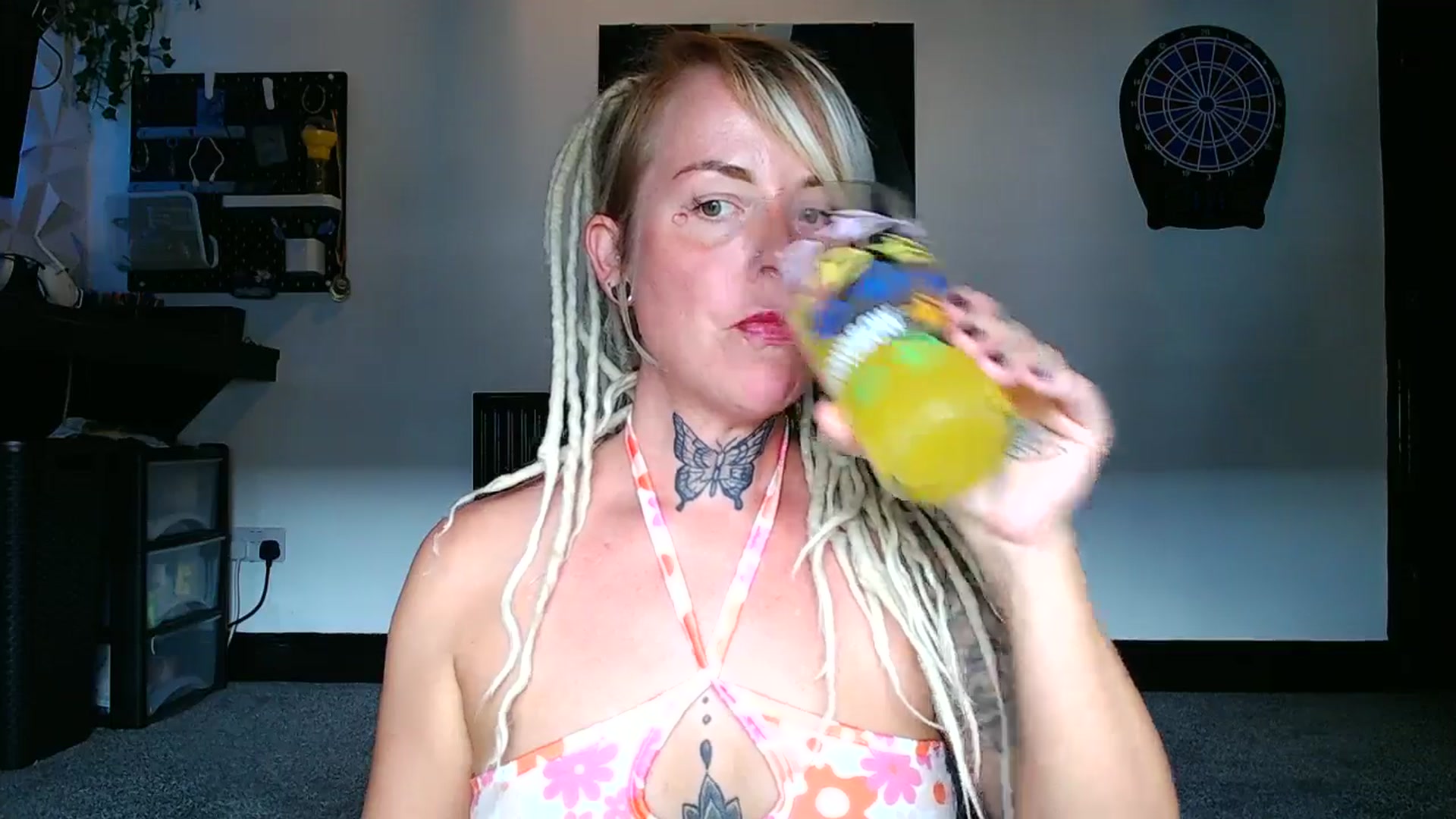 Gallery image thumbnail from pixieDread's myfreecams stream on, 08/11/2025, 13:00 image 17 of 20