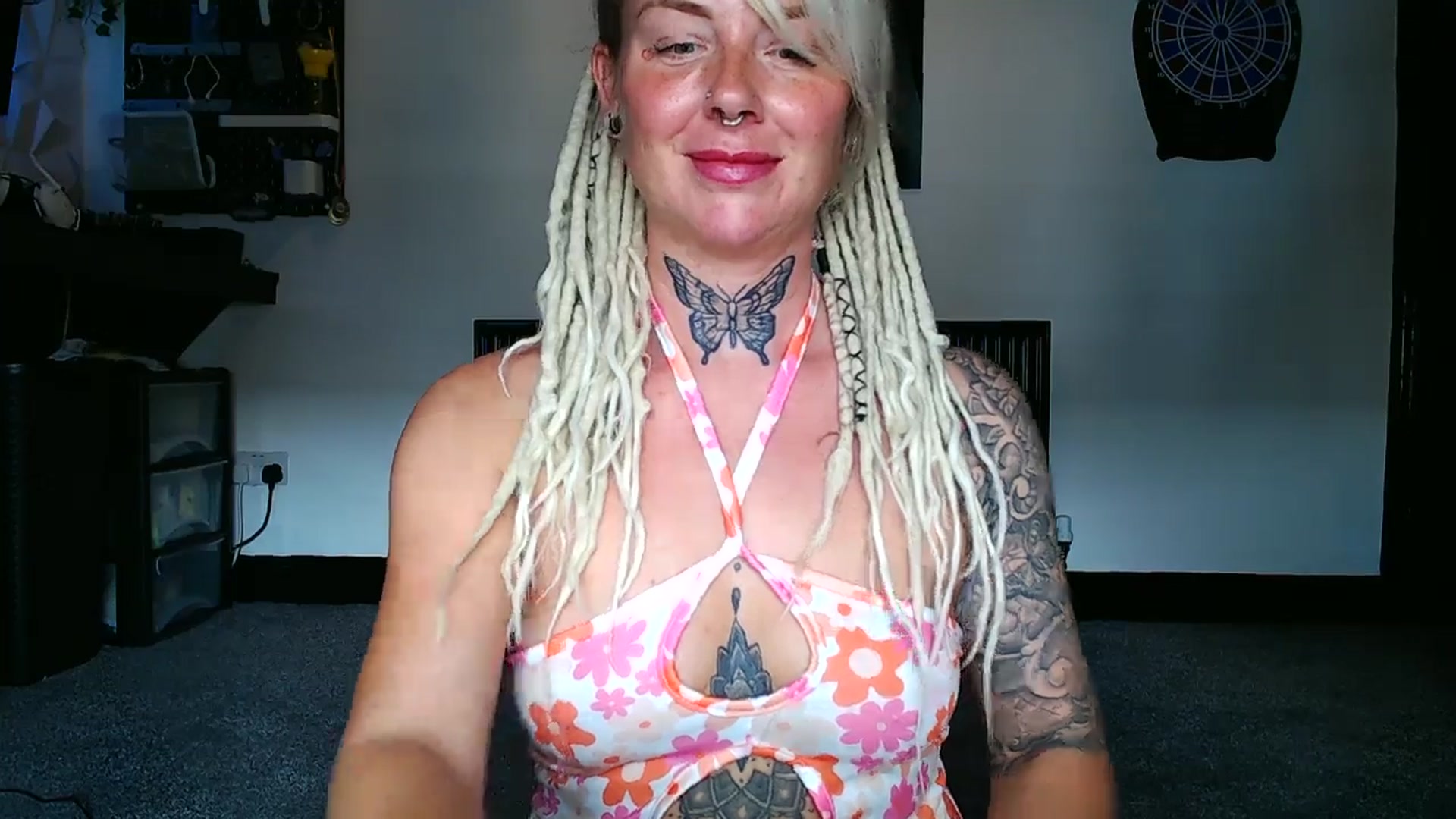 Gallery image thumbnail from pixieDread's myfreecams stream on, 08/11/2025, 13:42 image 4 of 20