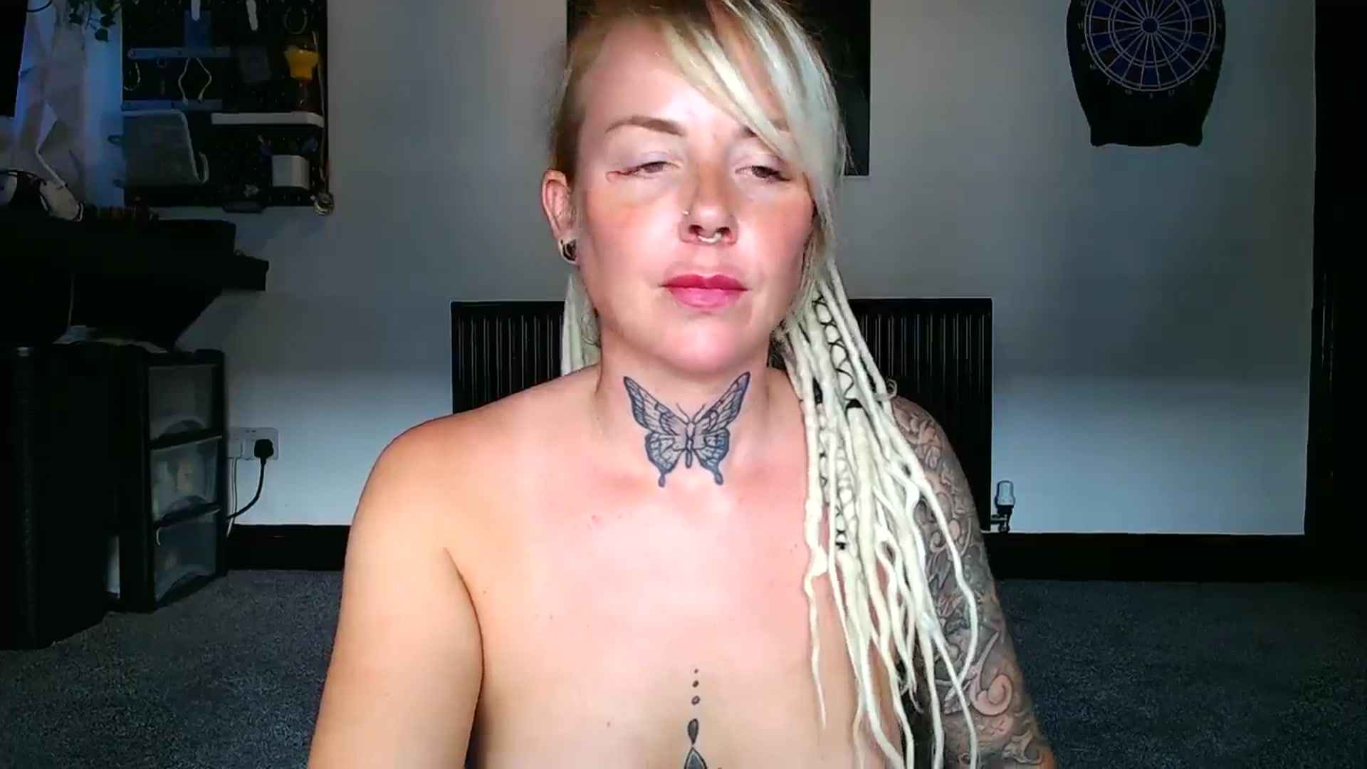 Gallery image thumbnail from pixieDread's myfreecams stream on, 08/11/2025, 14:18 image 11 of 20