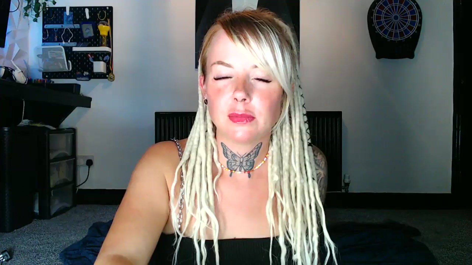 Gallery image thumbnail from pixieDread's myfreecams stream on, 08/12/2025, 16:26 image 12 of 20