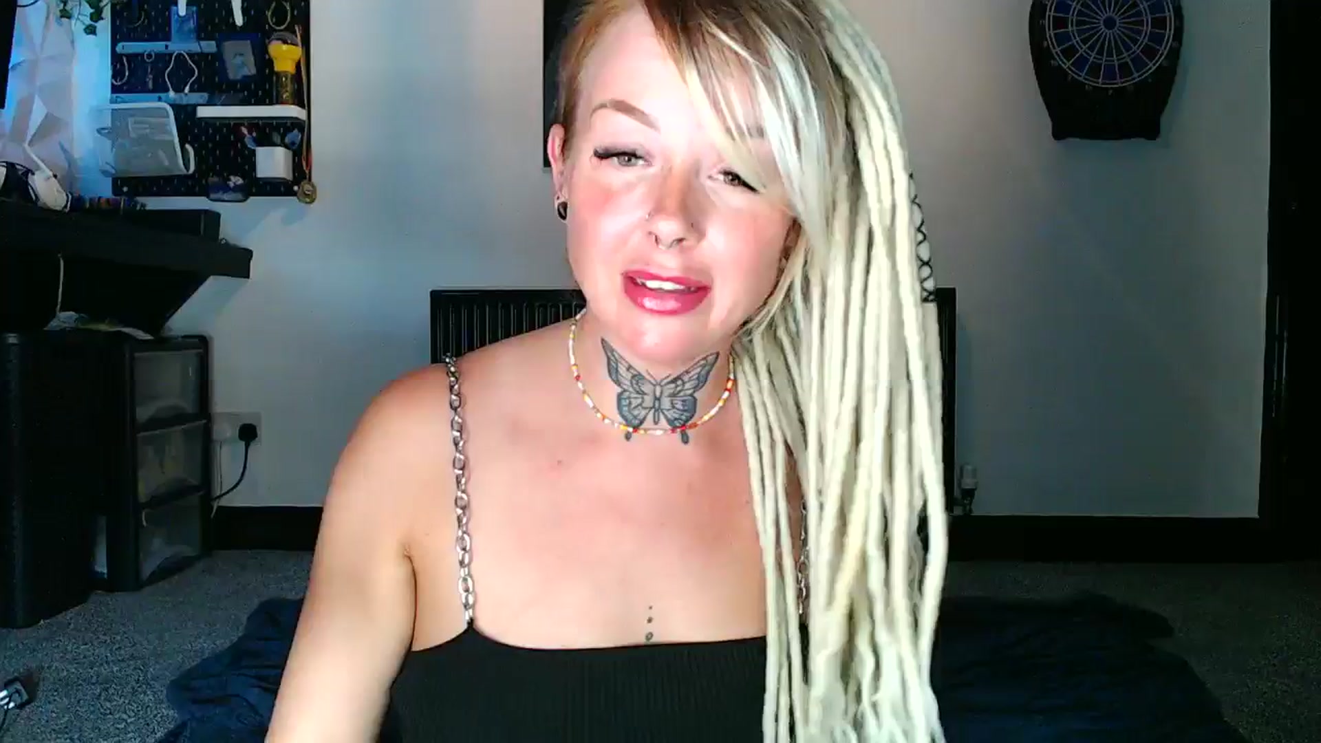 Gallery image thumbnail from pixieDread's myfreecams stream on, 08/12/2025, 17:27 image 1 of 20