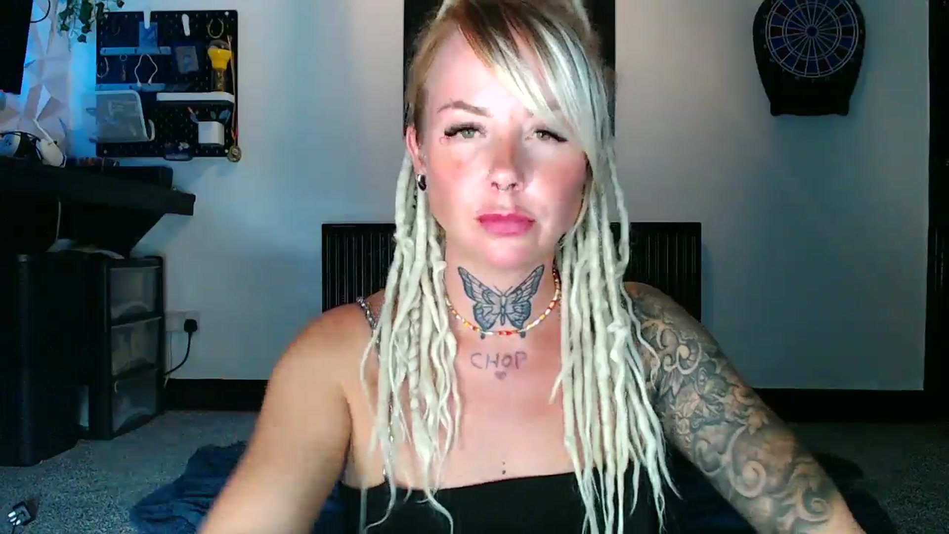 Gallery image thumbnail from pixieDread's myfreecams stream on, 08/12/2025, 17:27 image 12 of 20